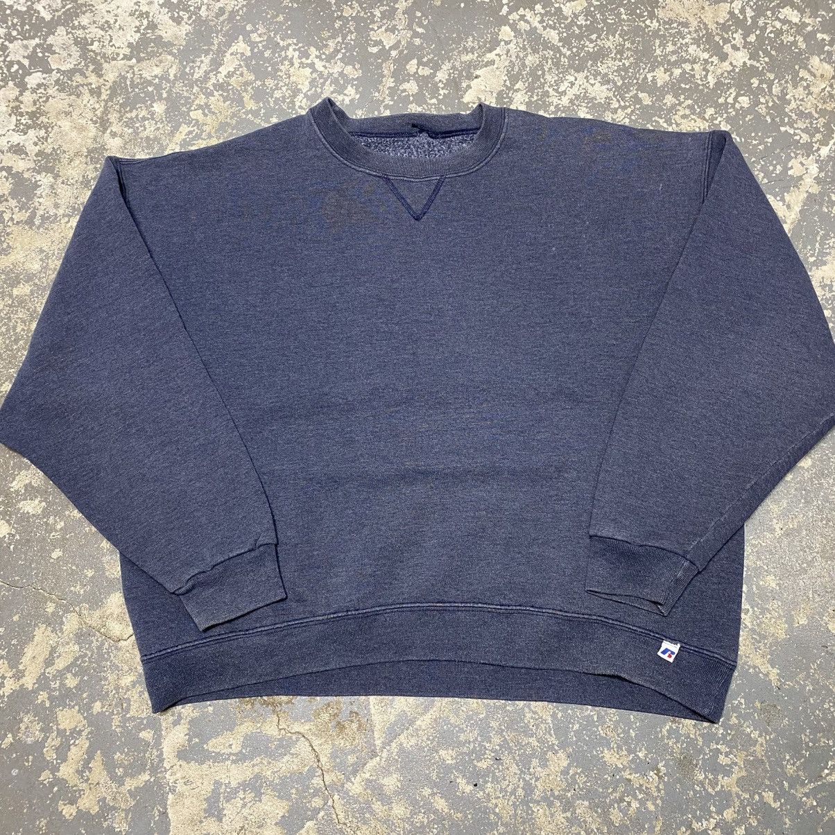 Russell Athletic × Vintage Vintage Russell Athletic Grey/Navy Blank Boxy Crewneck Hoodi Size US XL / EU 56 / 4 - 1 Thumbnail