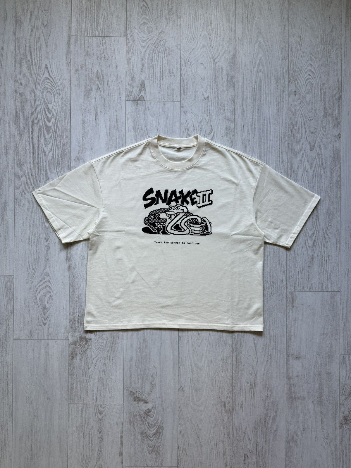 Other Snake II Nokia Custom Boxy Vintage Retro Creme T-Shirt L Size US L / EU 52-54 / 3 - 1 Thumbnail