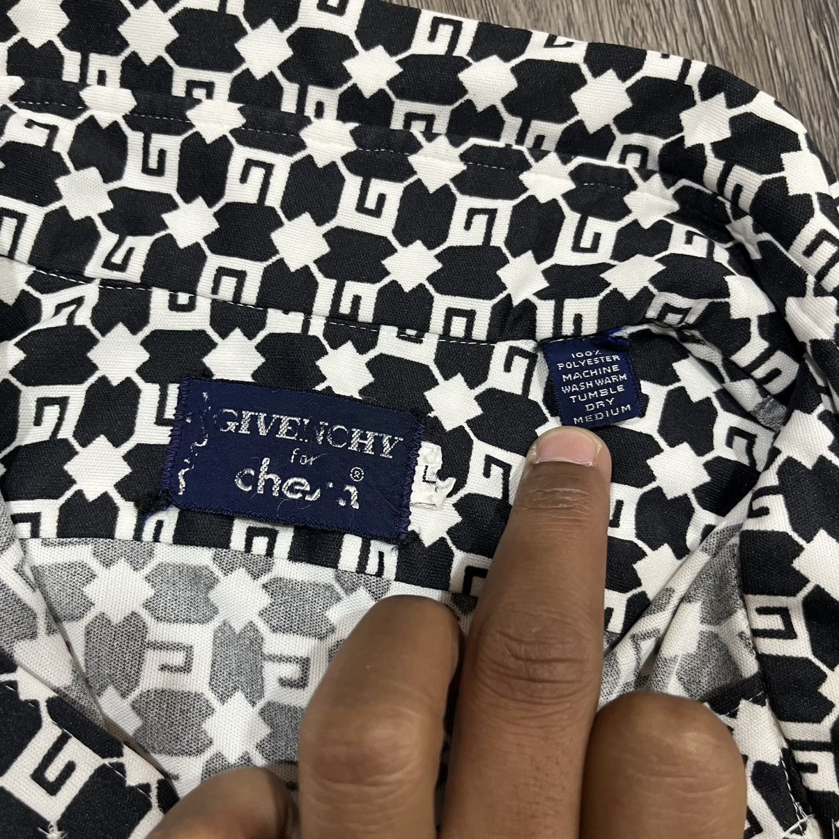 Givenchy 90s Givenchy For Chesa Shirt Monochrome Geometric Logo Size US L / EU 52-54 / 3 - 6 Thumbnail