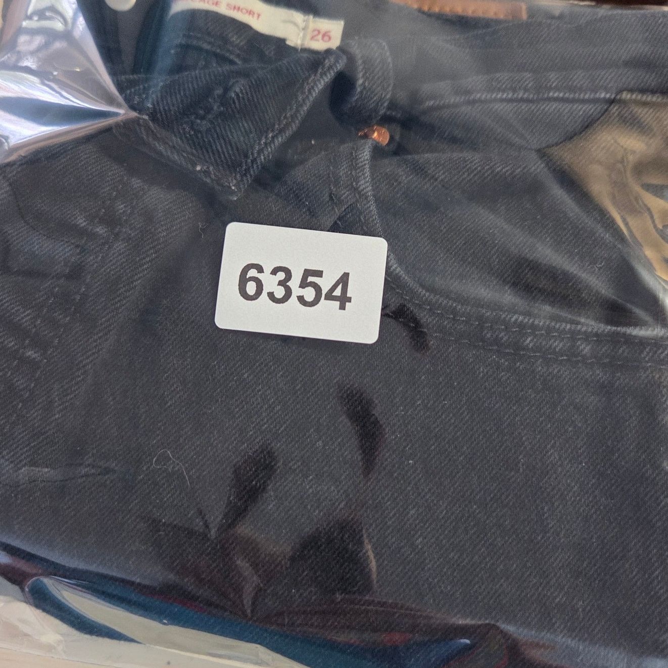 Levi's Levi's Premium 26 Black Ribcage Shorts Button Fly Cut Offs Size 26" / US 2 / IT 38 - 14 Thumbnail