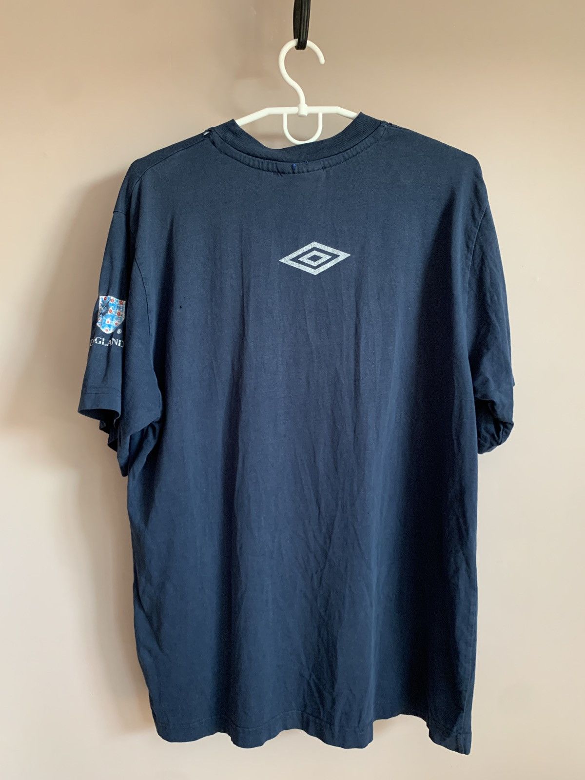 Vintage England Vintage 90s Football Umbro T Shirt Retro Size M Size US M / EU 48-50 / 2 - 2 Thumbnail