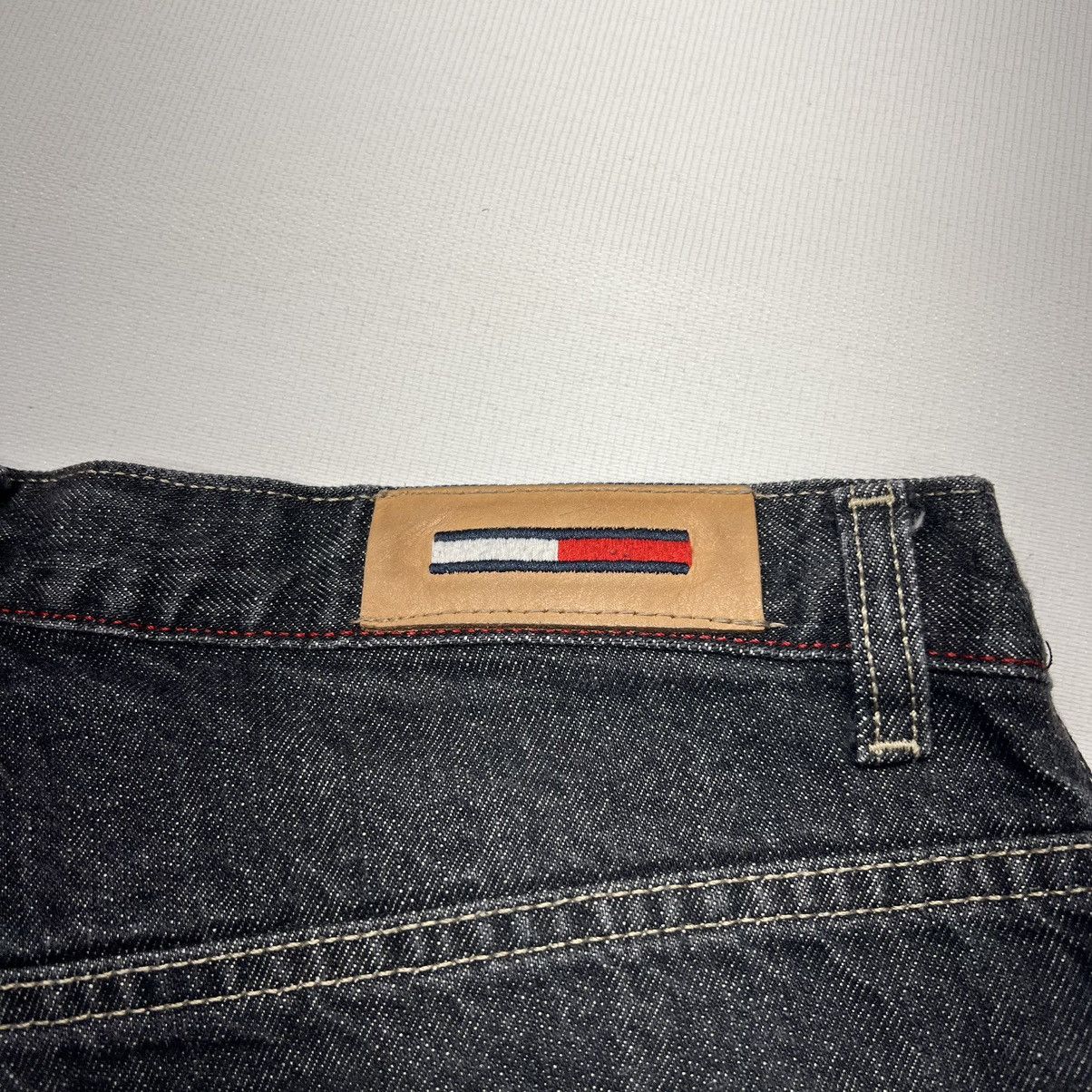 Tommy Hilfiger × Vintage Tommy Hilfiger Jeans Black Blasted Boyfriend Denim Faded Size 34" / US 12 / IT 48 - 16 Thumbnail