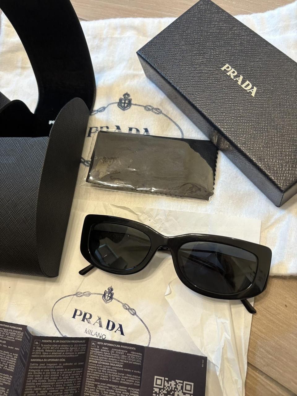 Prada Prada sunglasses Size ONE SIZE - 4 Thumbnail