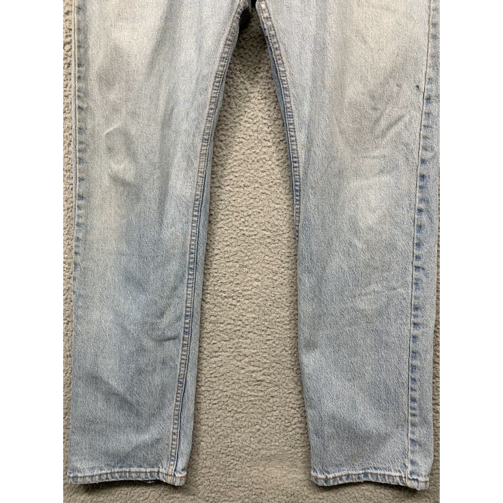 Levi's Levi's 505 Jeans Mens 34 x 30 Straight 5-Pocket Rivets LOGO Red Tab Light Blue Denim Cotton Elastane Regular Rise Mid Vintage: No Size US 34 / EU 50 - 3 Thumbnail