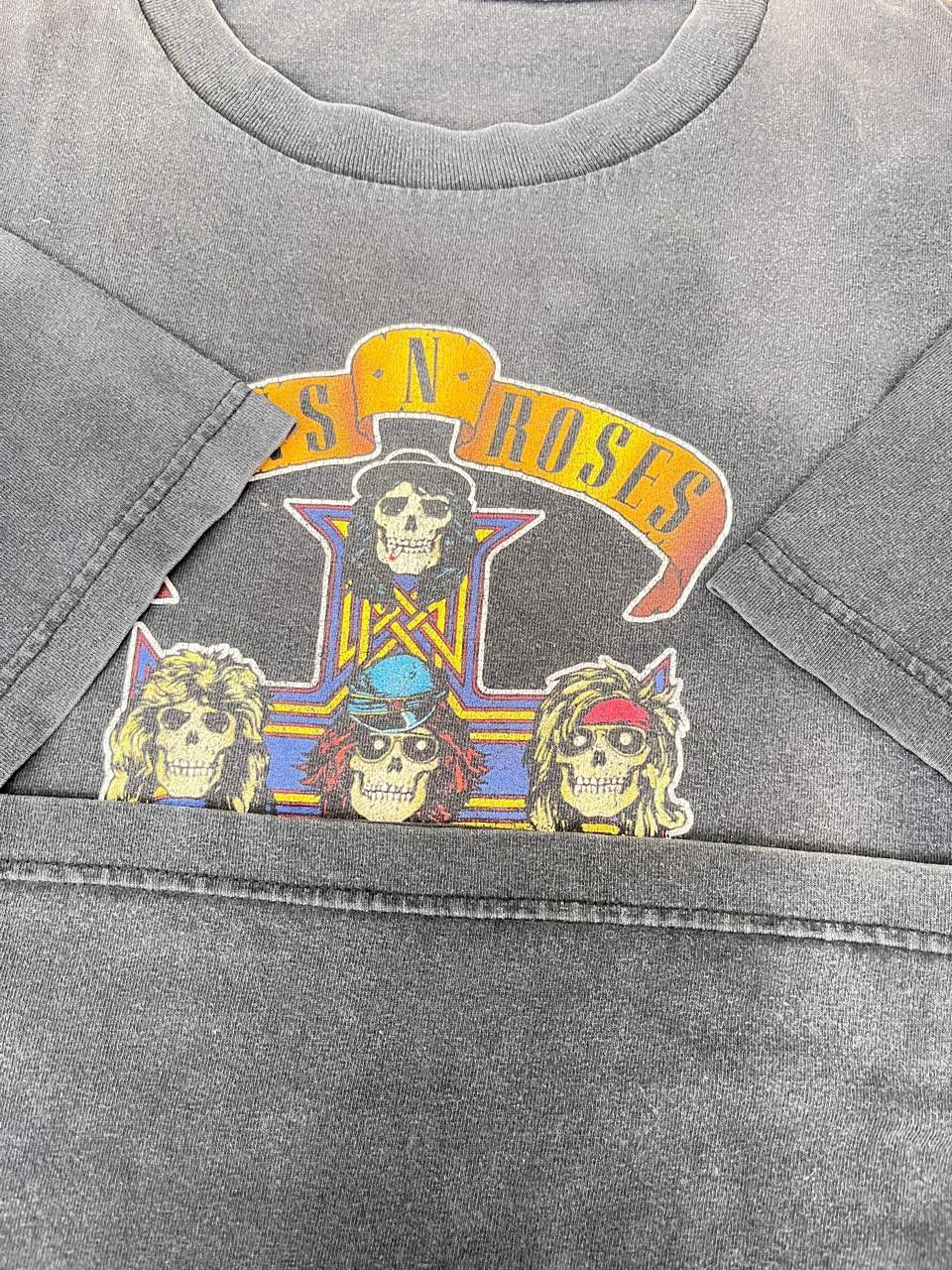 Band Tees Vintage Guns N Roses Band tee Size US XL / EU 56 / 4 - 7 Thumbnail