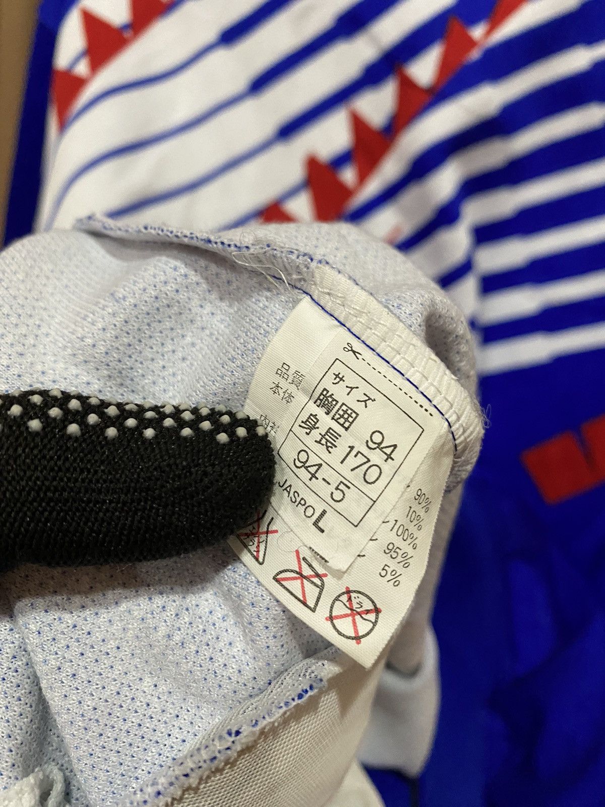 Asics 1990s ASICS Track Jacket with Geometric Design Sportswear Size US L / EU 52-54 / 3 - 14 Thumbnail