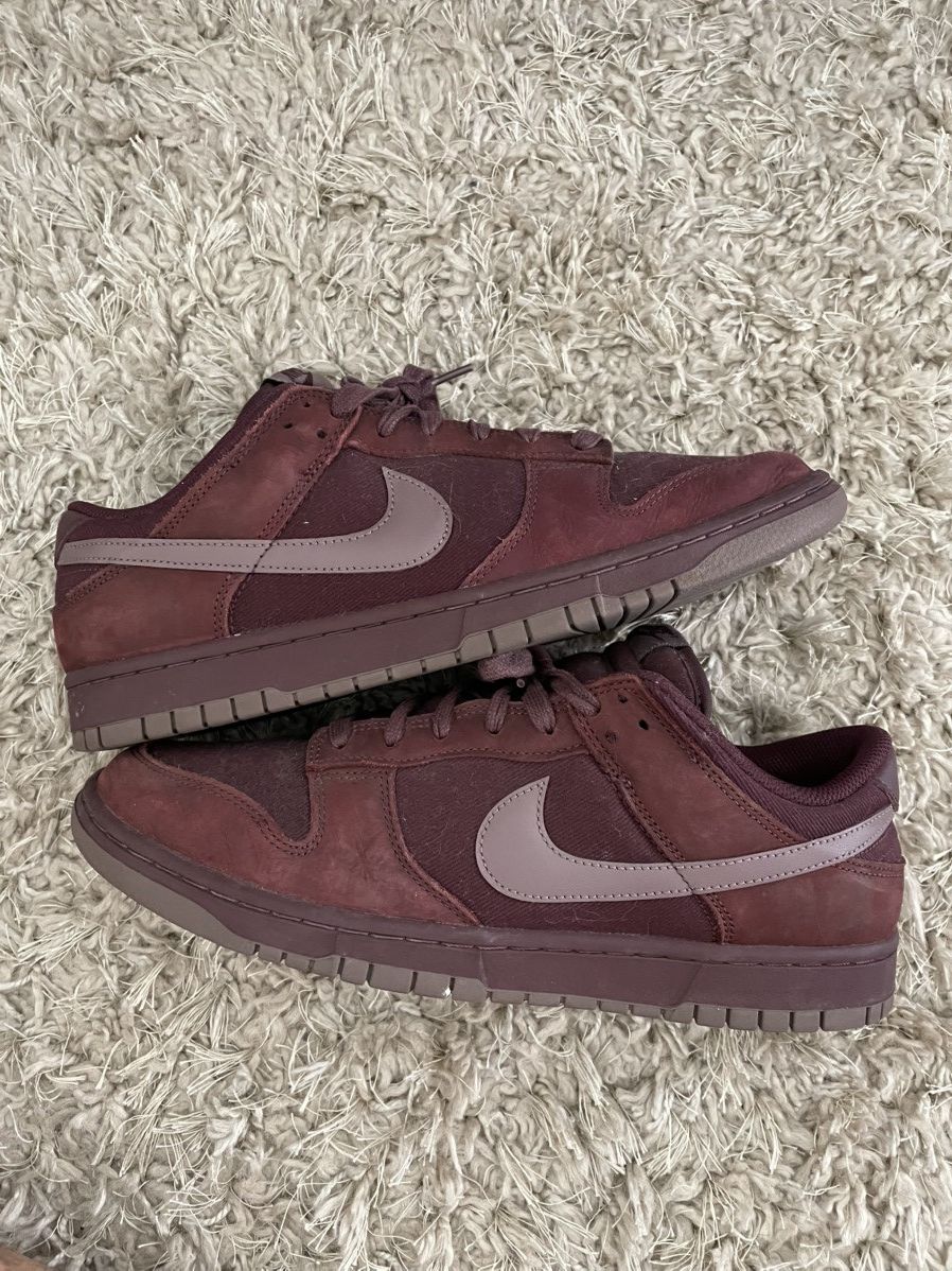 Nike Nike Dunk Low Premium Burgundy Crush Size US 11.5 / EU 44-45 - 2 Thumbnail