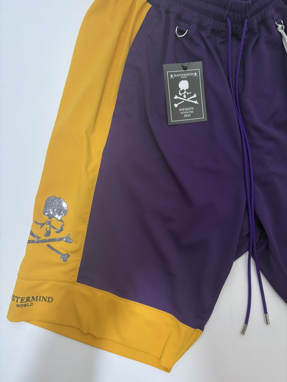 Mastermind Japan NWT 2022 mastermind Japan basketball shorts Size US 32 / EU 48 - 3 Thumbnail