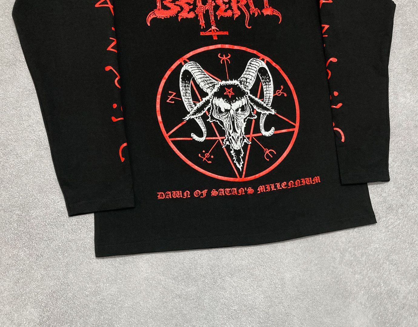 Band Tees Longsleeve Beherit - Black metal Mayhem Bathory Size US L / EU 52-54 / 3 - 3 Thumbnail