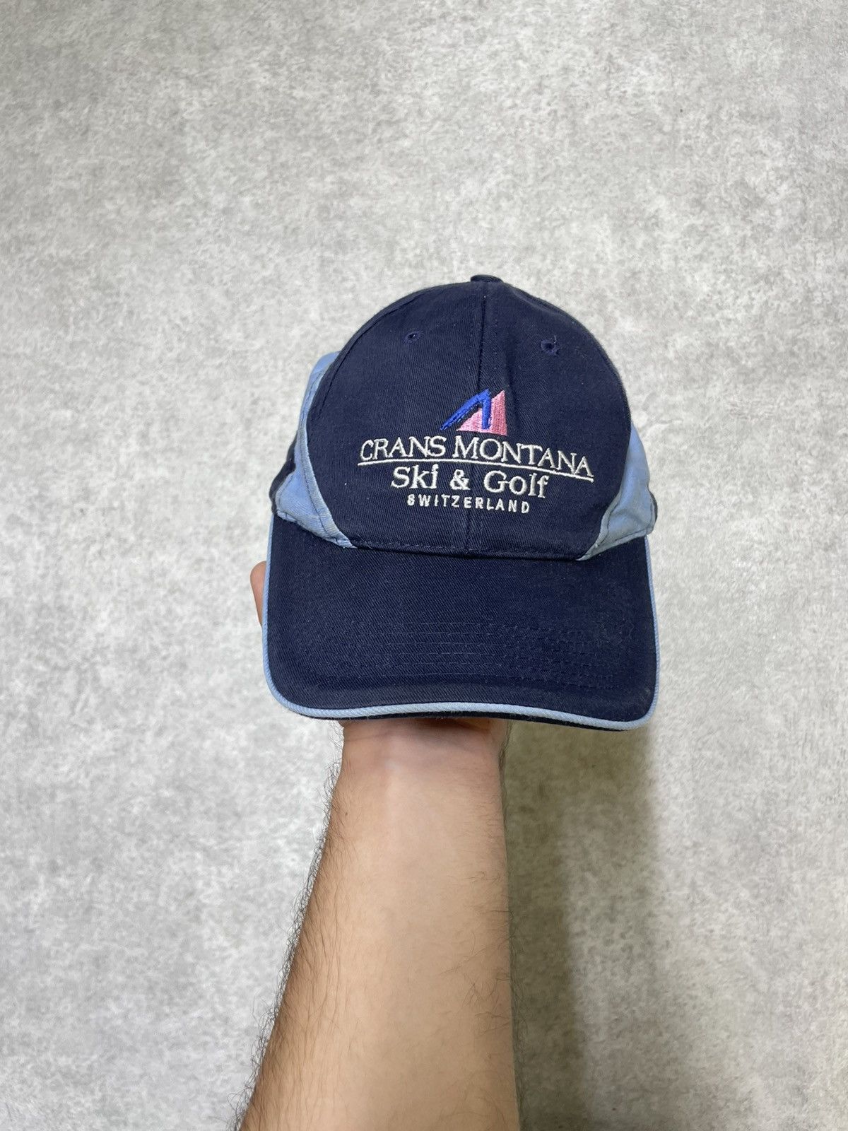 Goldwin × Japanese Brand Crans Montana Ski & Golf Cap – Quiet Luxury Touristcore Size ONE SIZE - 2 Thumbnail