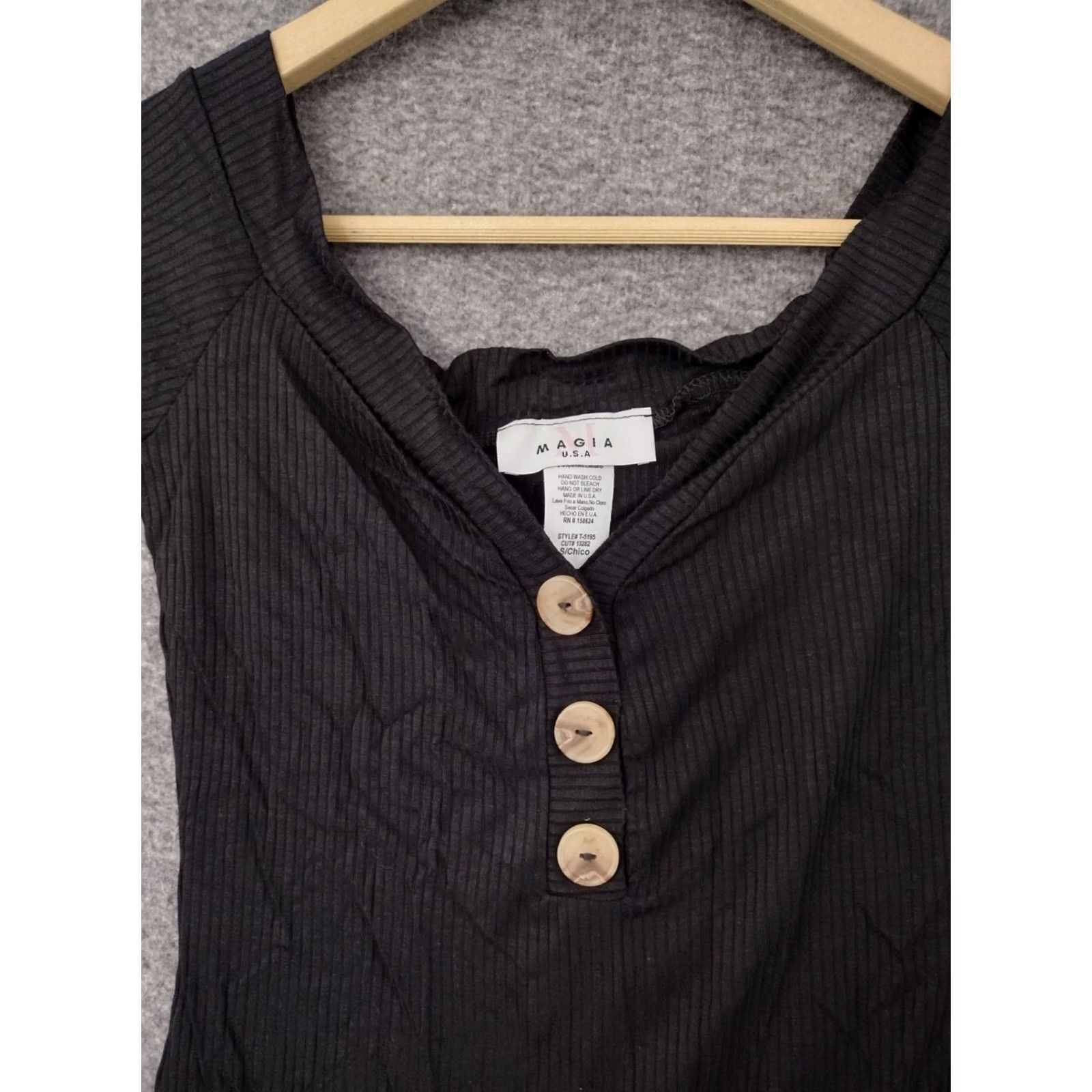 Vintage MAGIA Bodysuit Women's Solid Black Ribbed 3 Button Short Sleeve Size S Size S / US 4 / IT 40 - 3 Thumbnail