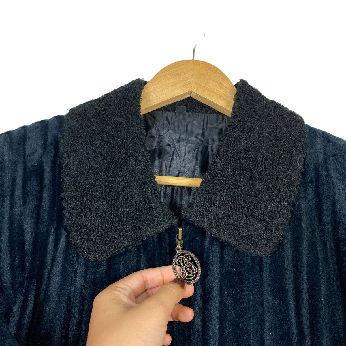 Beauty Beast NICE DESIGN!! INSPIRED BY YOHJI YAMAMOTO Size US L / EU 52-54 / 3 - 7 Thumbnail
