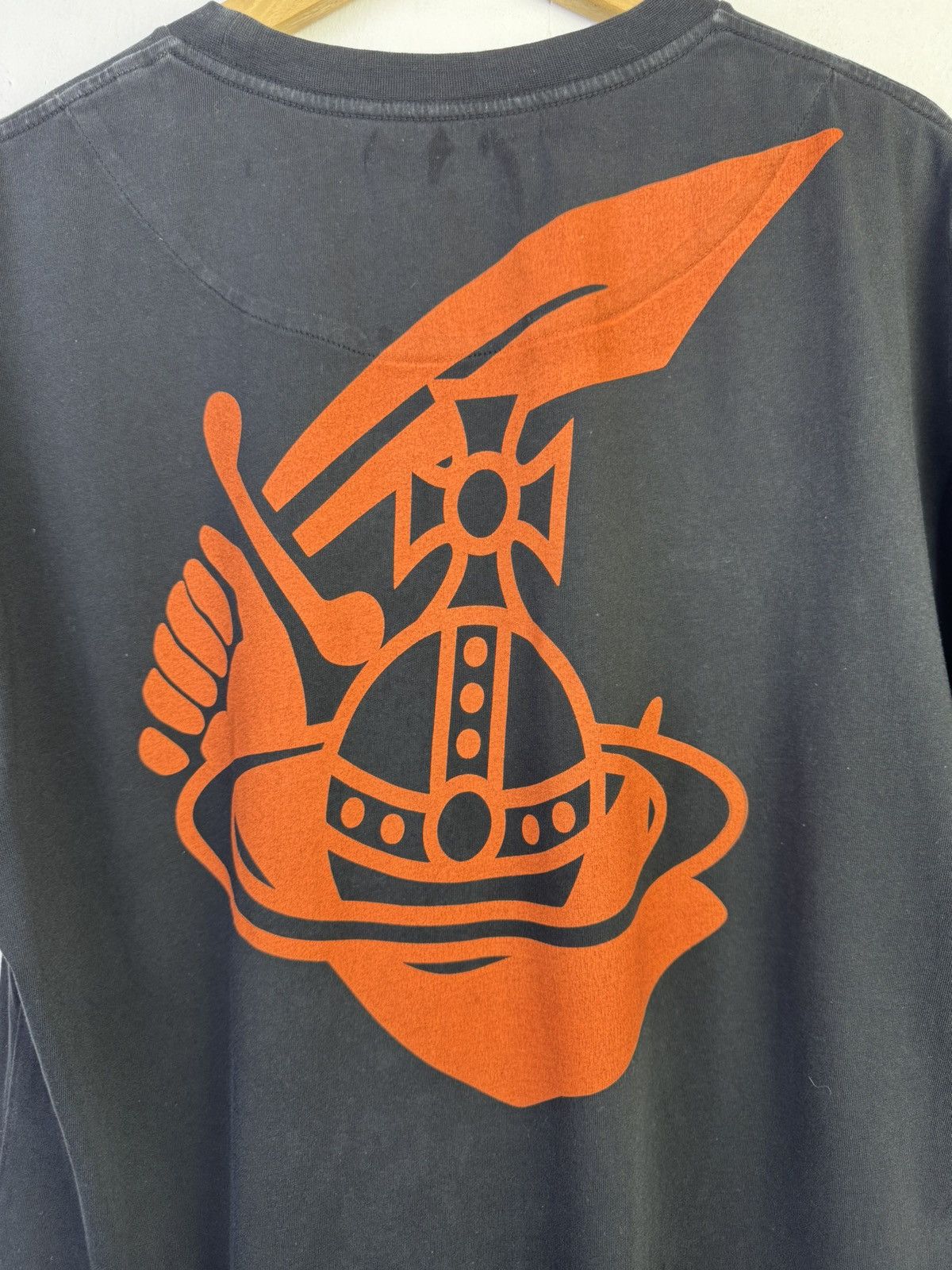 Vivienne Westwood Vivienne Westwood "Time to Act!" t-shirt Size US M / EU 48-50 / 2 - 8 Thumbnail