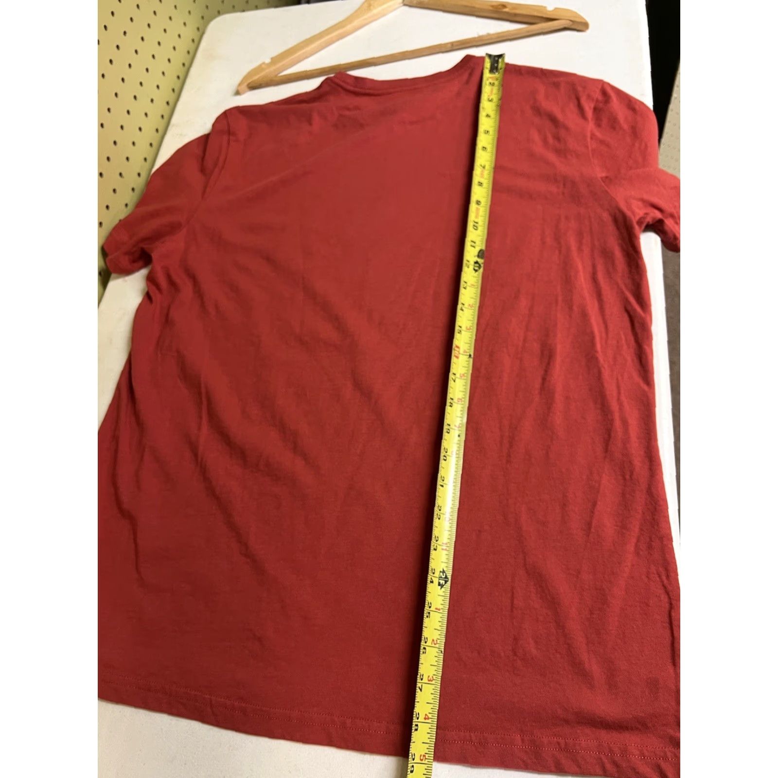 Yeti Yeti Shirt Mens Large Graphic Ski Mountain Range Outdoor Casual Tee Red Size US L / EU 52-54 / 3 - 7 Thumbnail