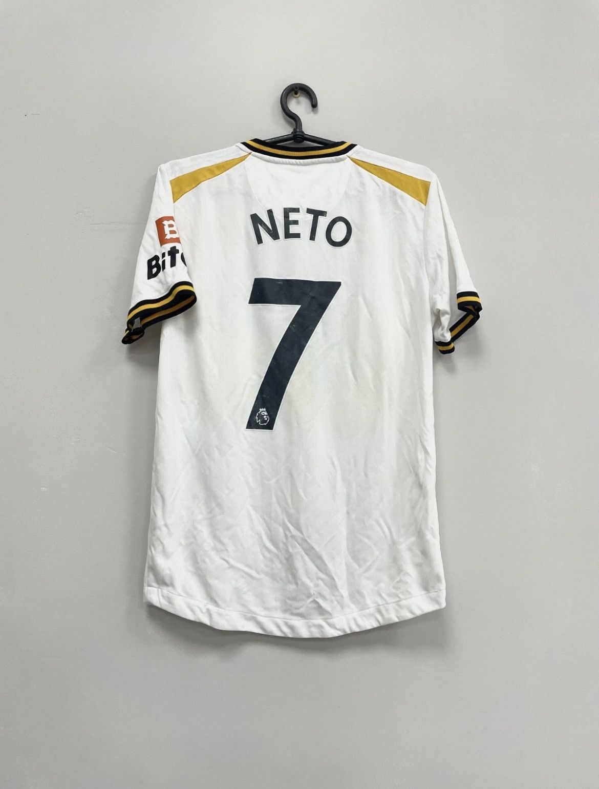 Castore Wolverhampton Wanderers 2021/2022 Football Jersey #7 Neto Size US S / EU 44-46 / 1 - 1 Thumbnail