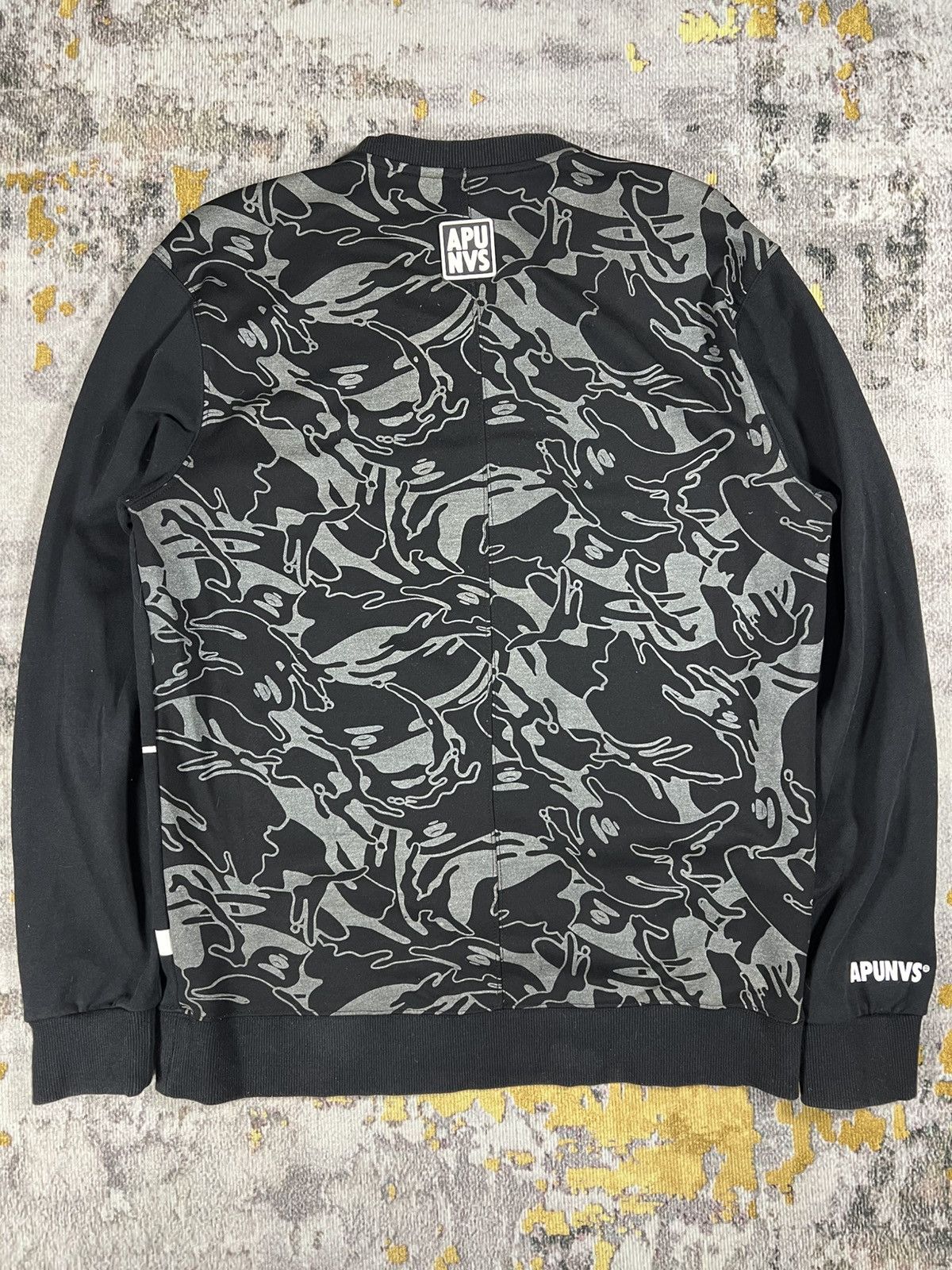 Aape Vtg Y2K Aape by Bathing Ape Sweatshirt Moon Face Full Prints Size L / US 10 / IT 46 - 7 Thumbnail