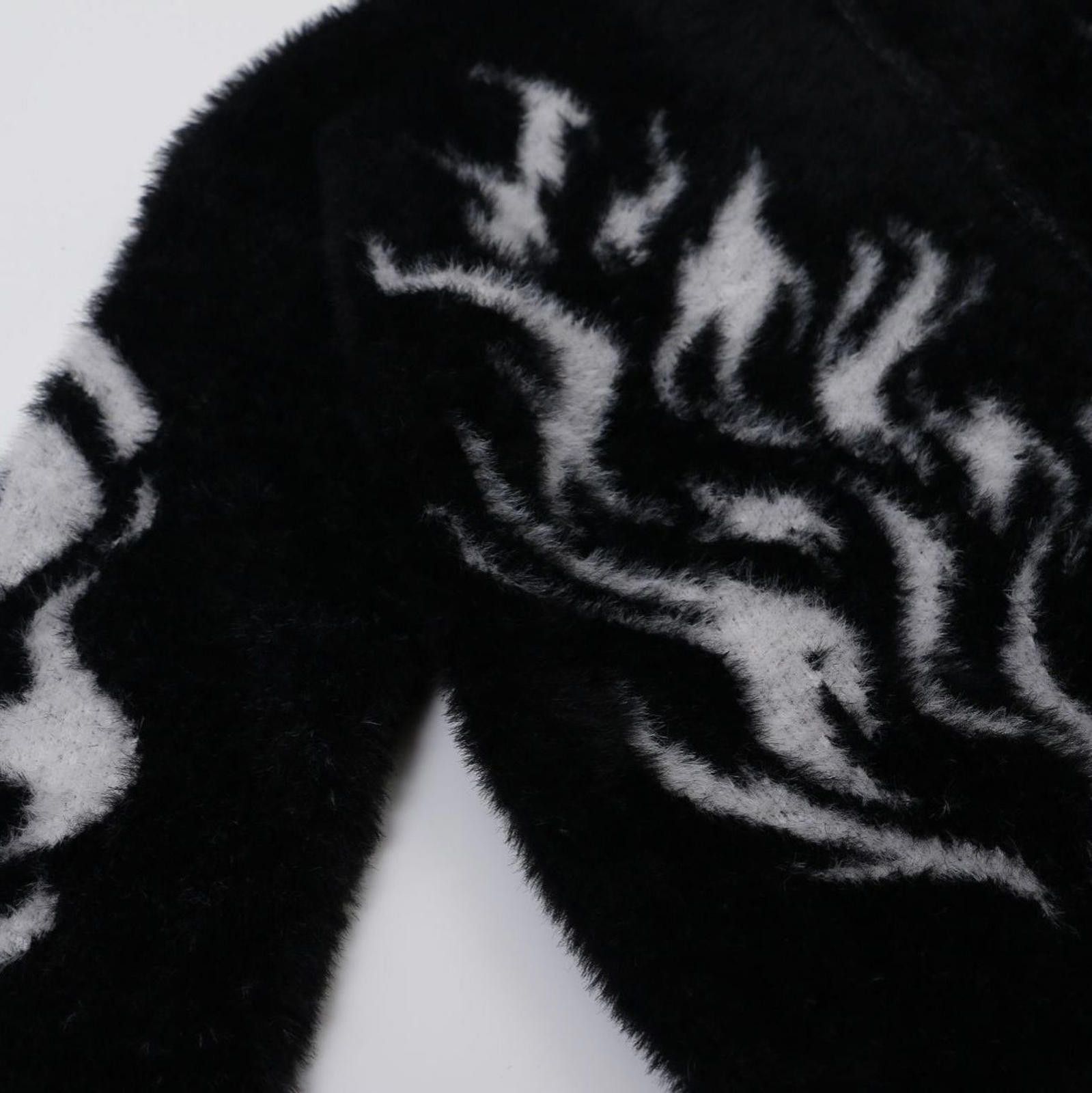 Japanese Brand Fuzzy Flame Pattern Zip-Up Sweater Size ONE SIZE - 3 Thumbnail