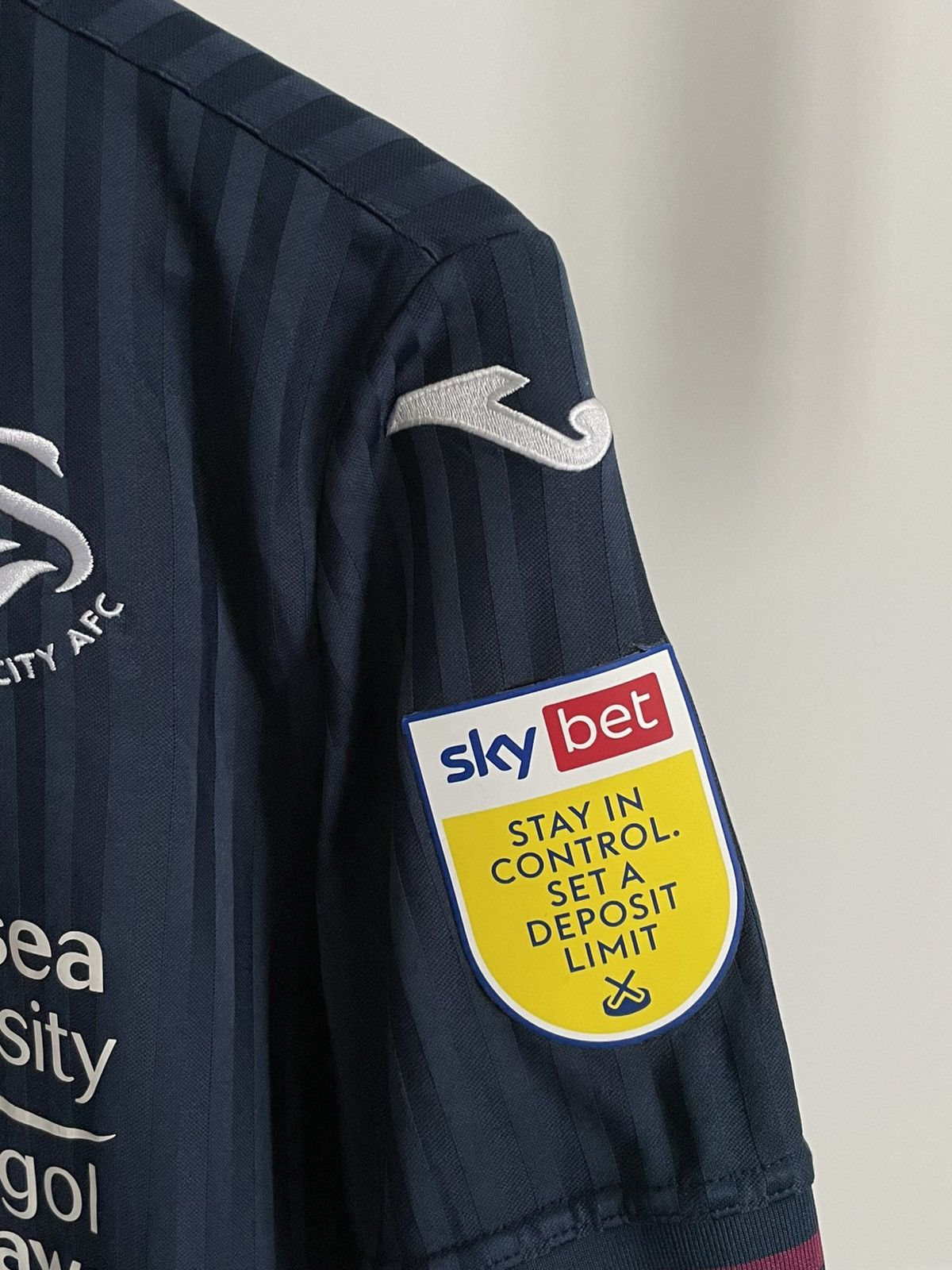 Joma Joma Swansea City Third Away 2020/2021 Football Shirt Jersey Size US M / EU 48-50 / 2 - 5 Thumbnail
