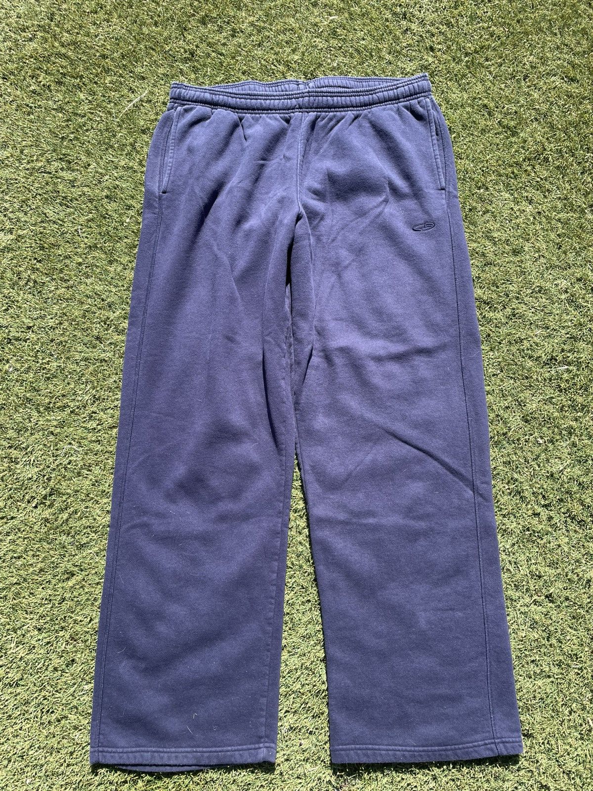 Champion Vintage 2000s Champion Active Jogger Sweatpants Size xl Size US 36 / EU 52 - 1 Thumbnail