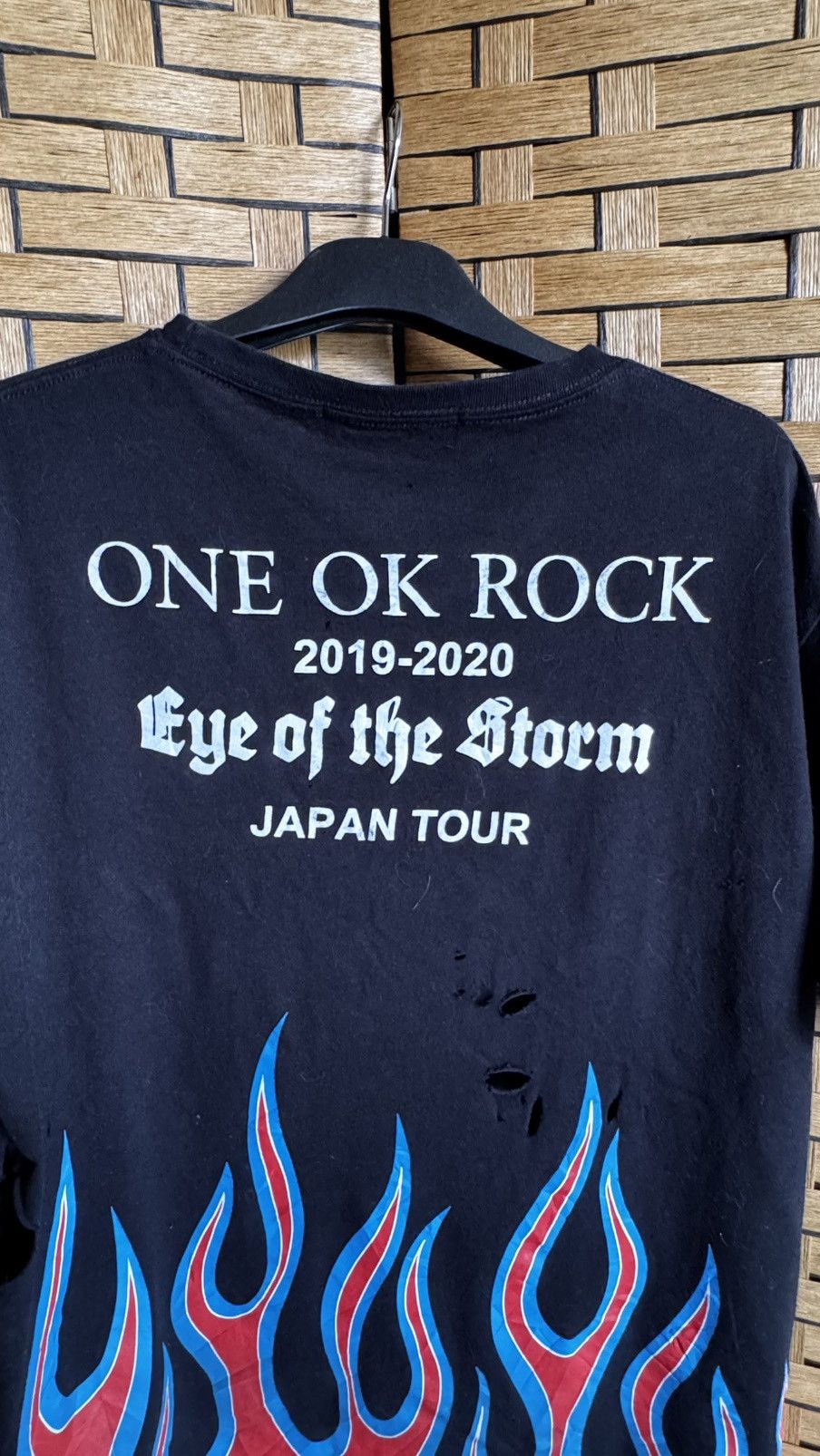 Band Tees Japanese One Ok Rock 2019/2020 Distressed Tshirt Size US M / EU 48-50 / 2 - 12 Thumbnail
