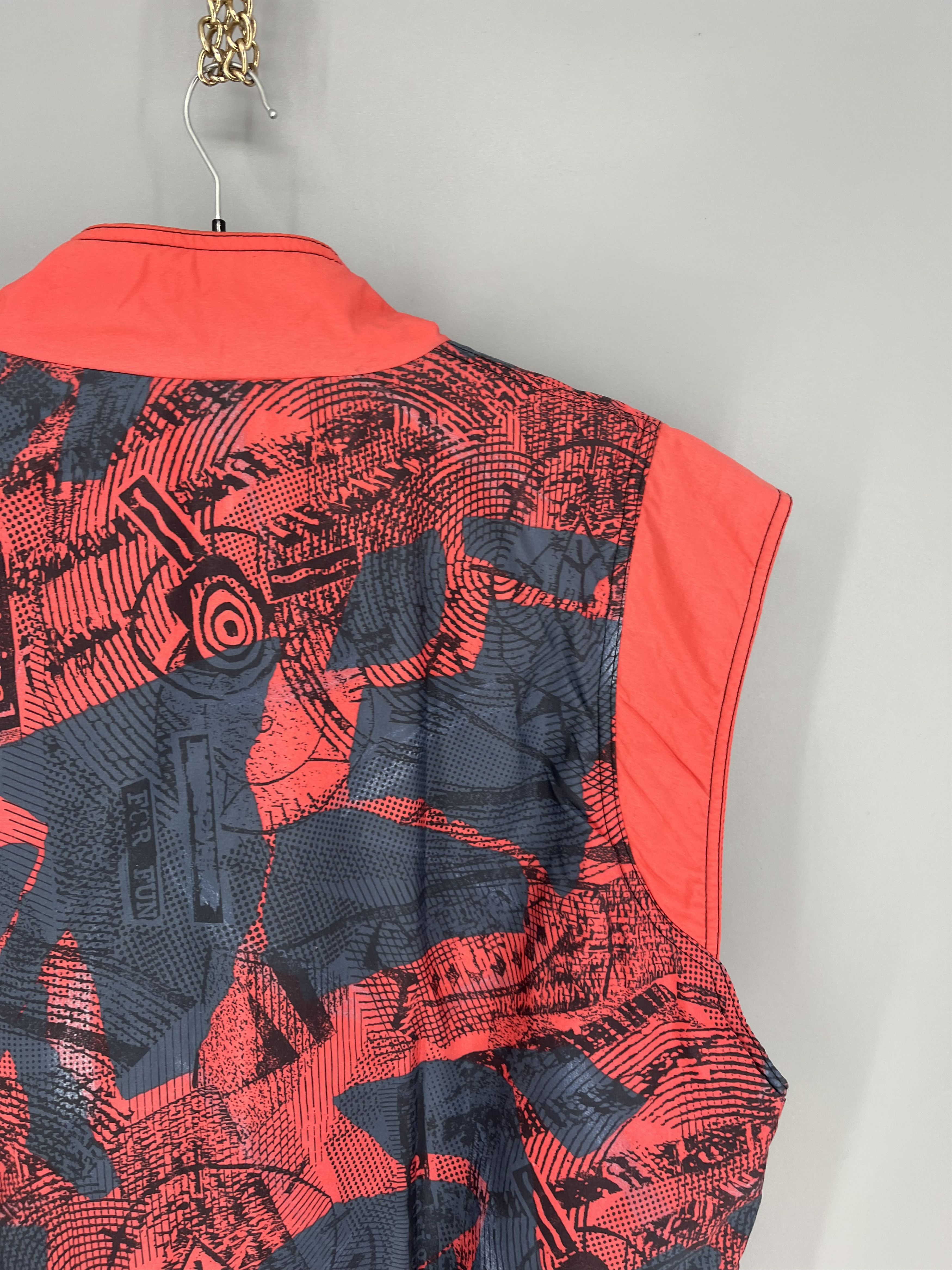 Reebok Vintage 90s Reebok Vest Mens M Neon Graphic Print Full Zip Size US M / EU 48-50 / 2 - 11 Thumbnail