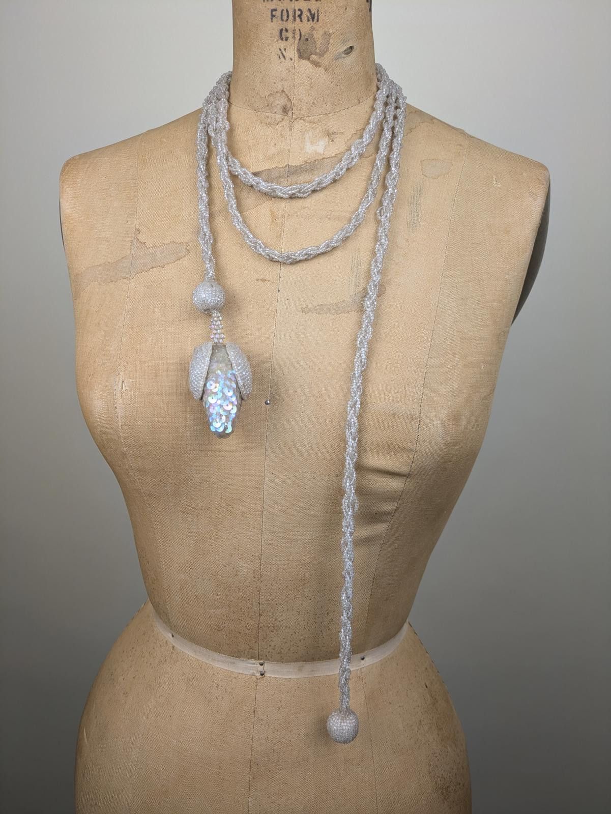 Other antique rare cream floral tassel necklace belt Size ONE SIZE - 1 Thumbnail
