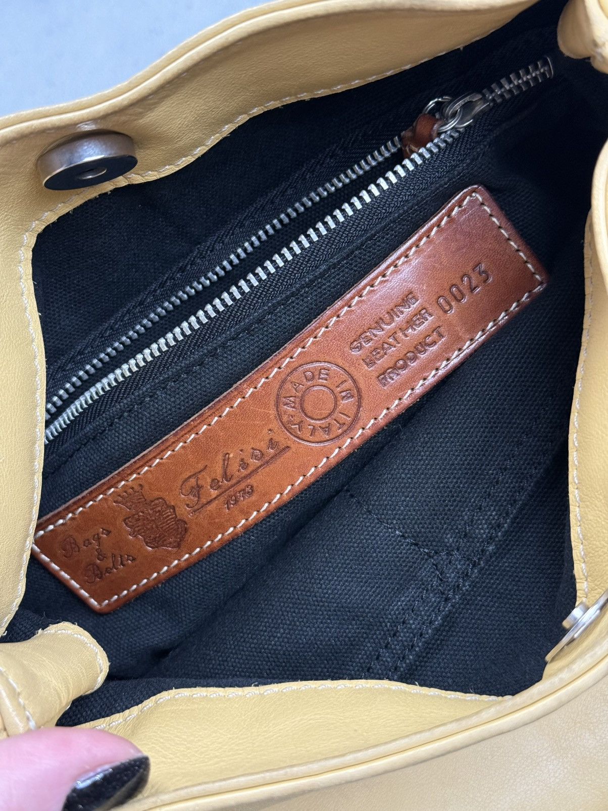Felisi Felisi Italian Leather Shoulder Bag Yellow Brown 90s Classic Size ONE SIZE - 11 Thumbnail