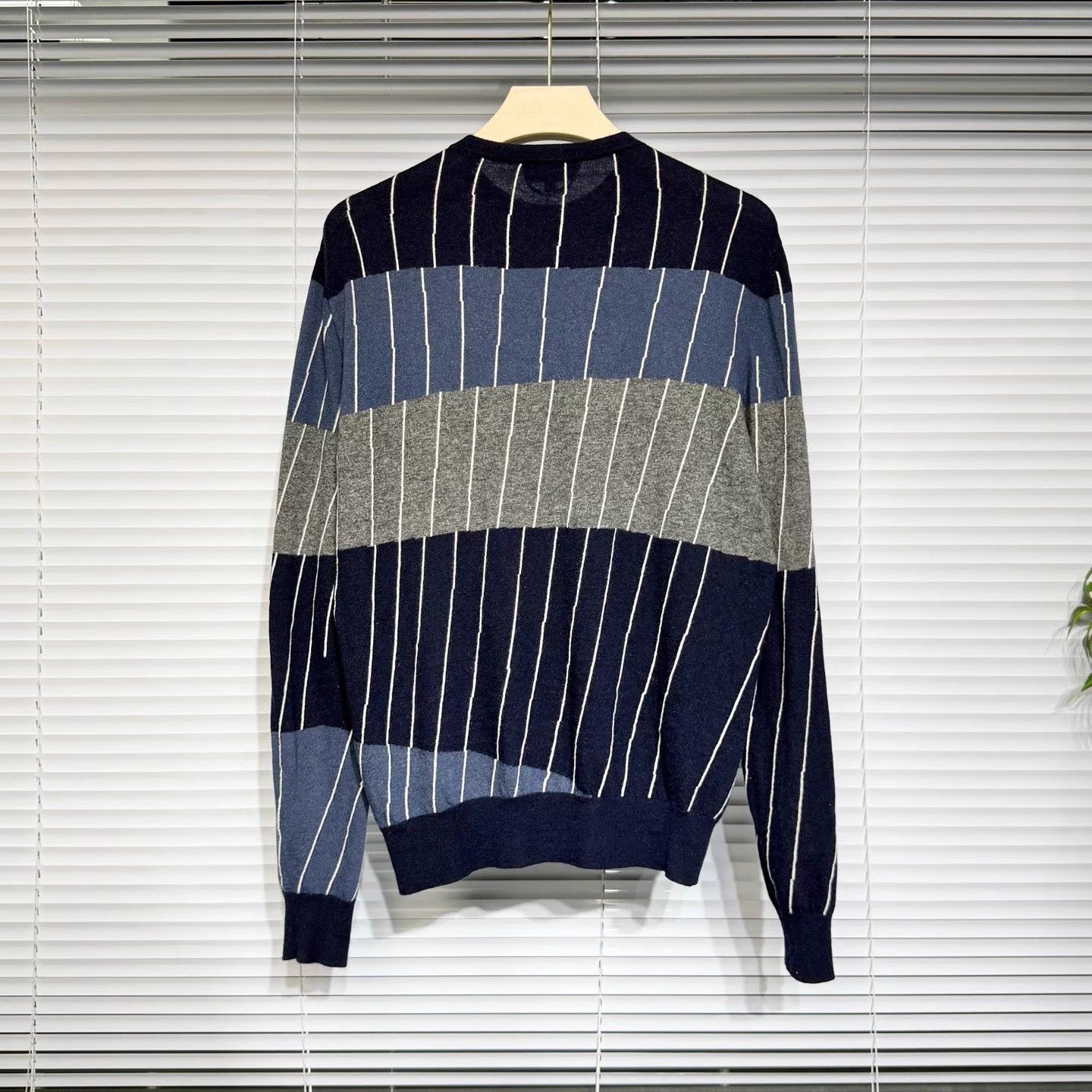 Hermes Hermès 99 New Cashmere Sweater M Blue Gray Striped Size US M / EU 48-50 / 2 - 2 Thumbnail
