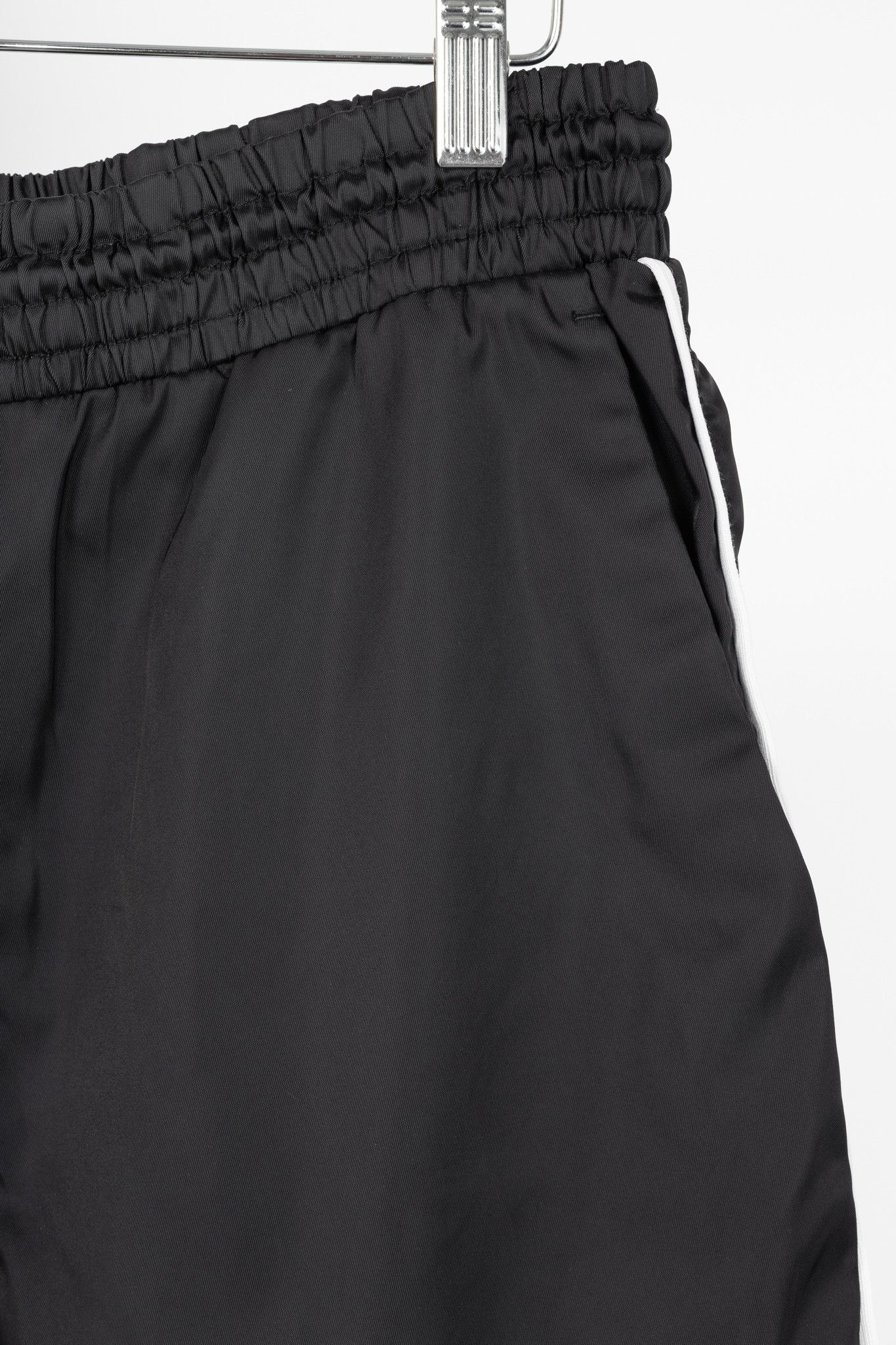 Prada Prada Black Nylon Side-Stripe Logo Drawstring Shorts Size 27" / US 4 / IT 40 - 4 Thumbnail