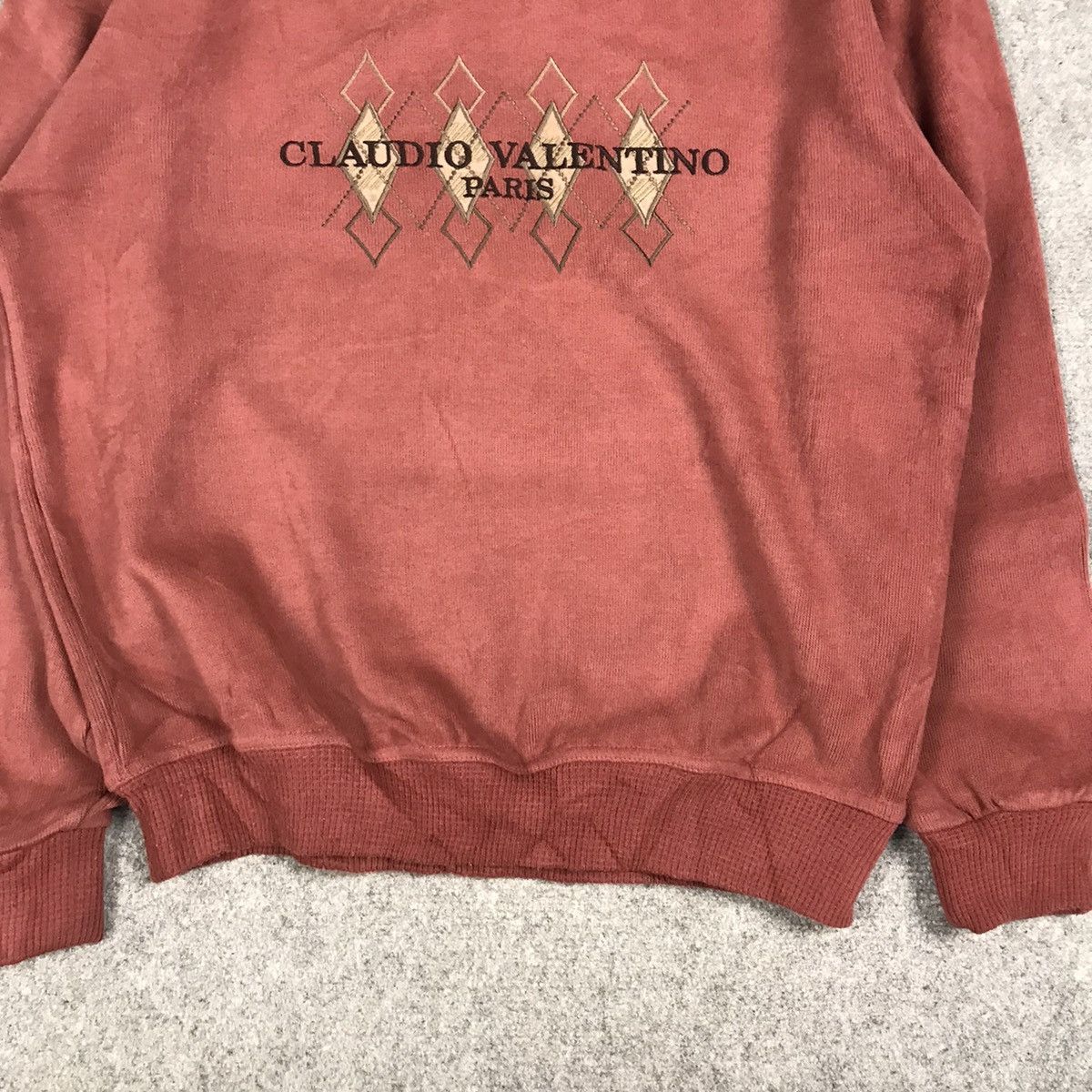 Japanese Brand CLAUDIO VELENTINO SWEATSHIRT SENTER LOGO Size US M / EU 48-50 / 2 - 4 Thumbnail