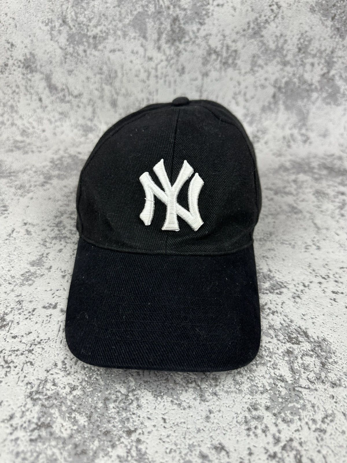 Other Vintage New York Yankees Cap Black MLB Genuine Merchandise Size ONE SIZE - 2 Thumbnail