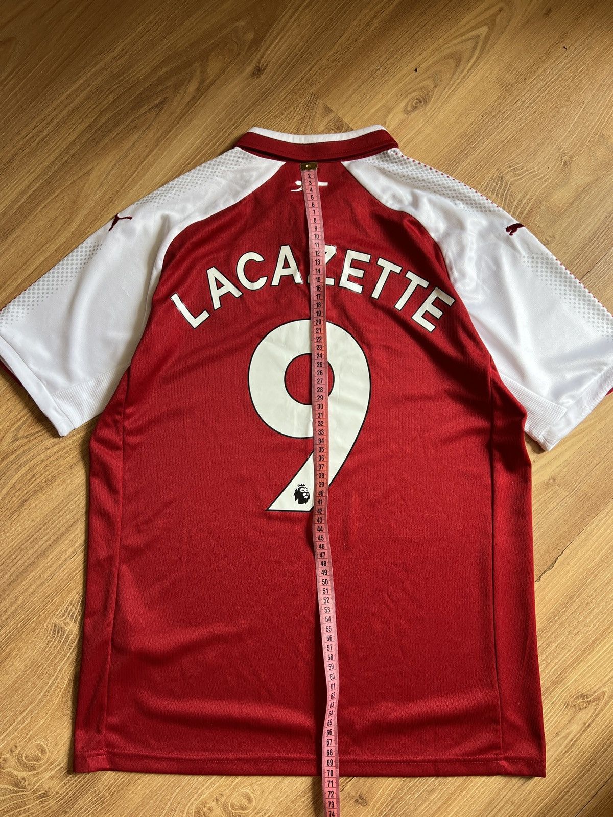 Puma × Vintage Arsenal 17/18 Home Jersey Lacazette #9 | Grailed