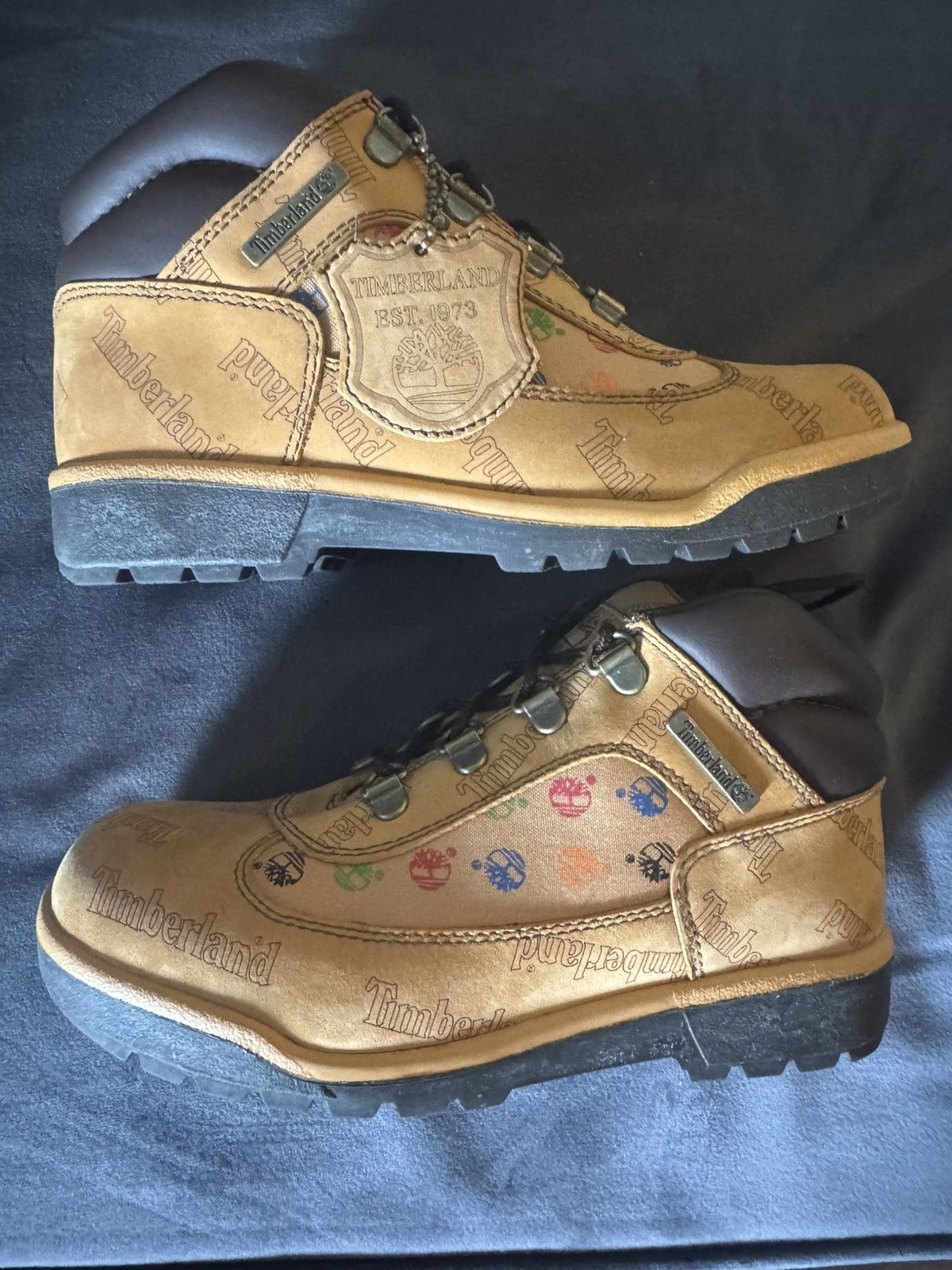 Timberland Timberland Logo All Around Wheat Field Boot Size US 4 / IT 34 - 1 Thumbnail