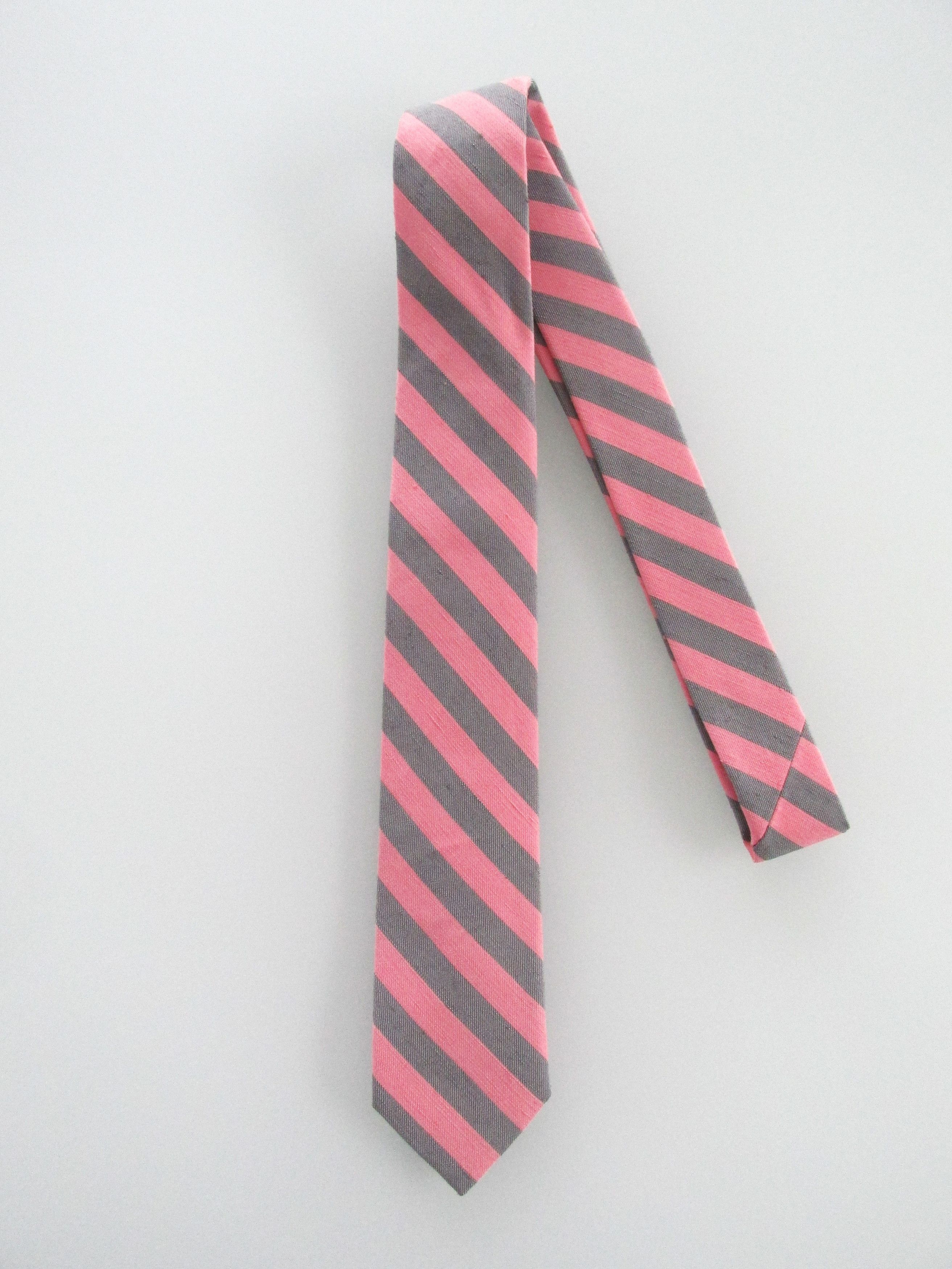 American Eagle Outfitters American Eagle (NWOT) Men's Narrow Linen Tie Size ONE SIZE - 1 Thumbnail