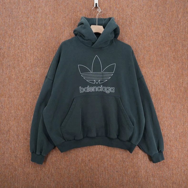 Balenciaga Balenciaga Adidas Clover Logo Print Hooded Long Sleeve Swe Size US L / EU 52-54 / 3 - 1 Thumbnail