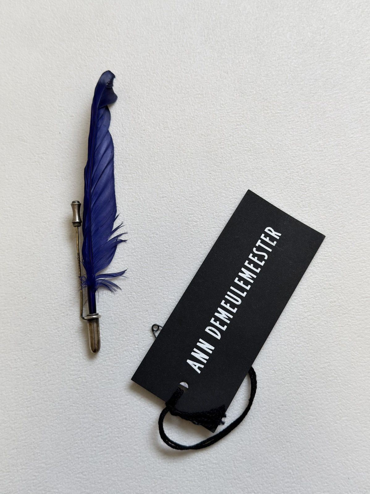 Ann Demeulemeester ‘Blue Feather’ Silver Pin Brooch Size ONE SIZE - 5 Thumbnail