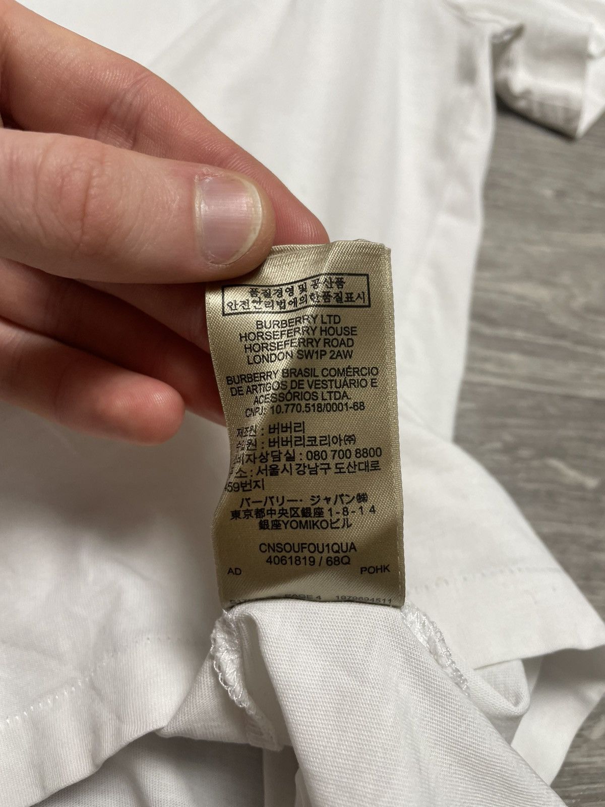 Burberry Burberry White Basic T-Shirt Size US S / EU 44-46 / 1 - 15 Thumbnail