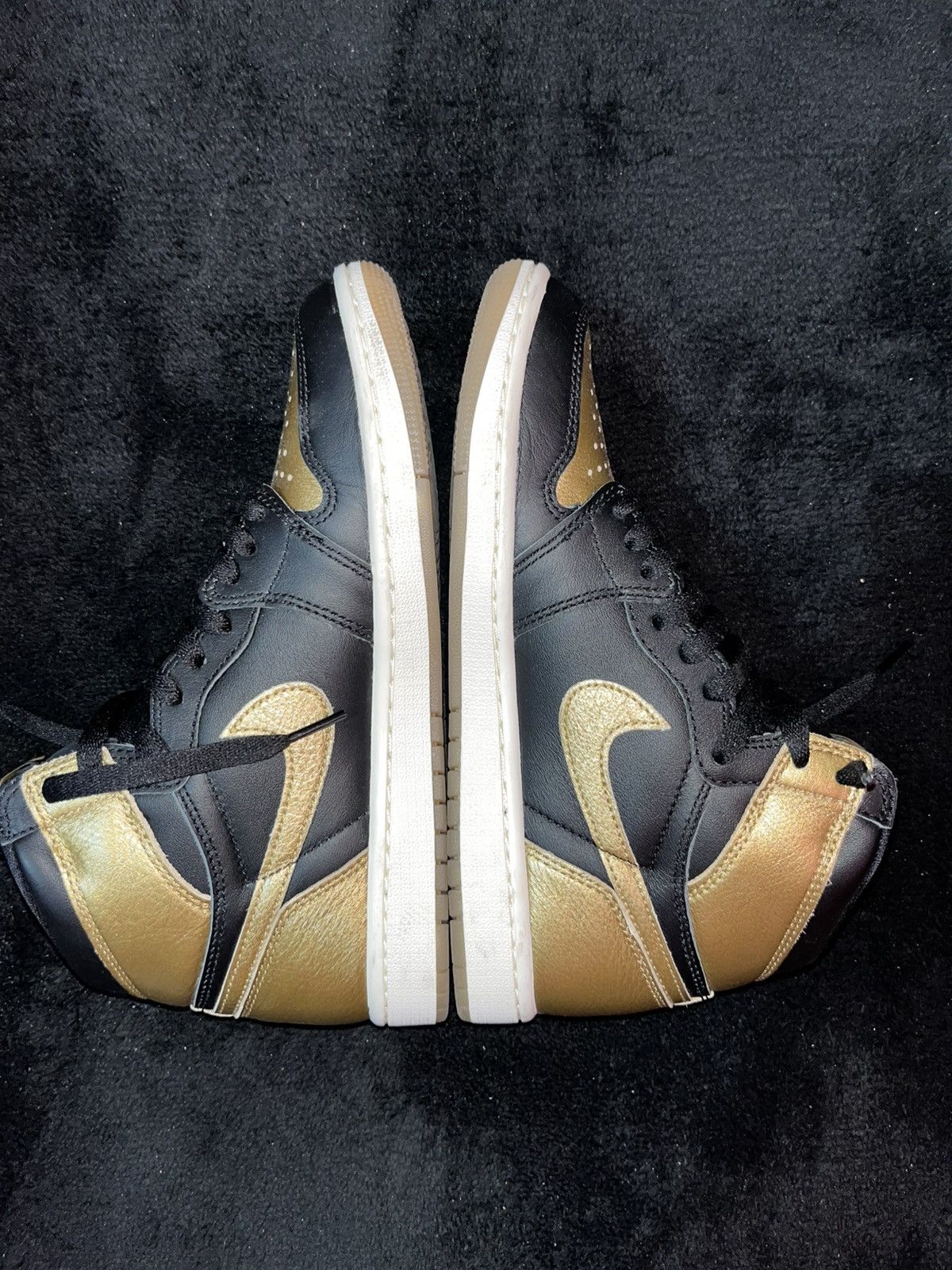 Nike Nike Air Jordan 1 retro high OG Size US 7.5 / EU 40-41 - 4 Thumbnail