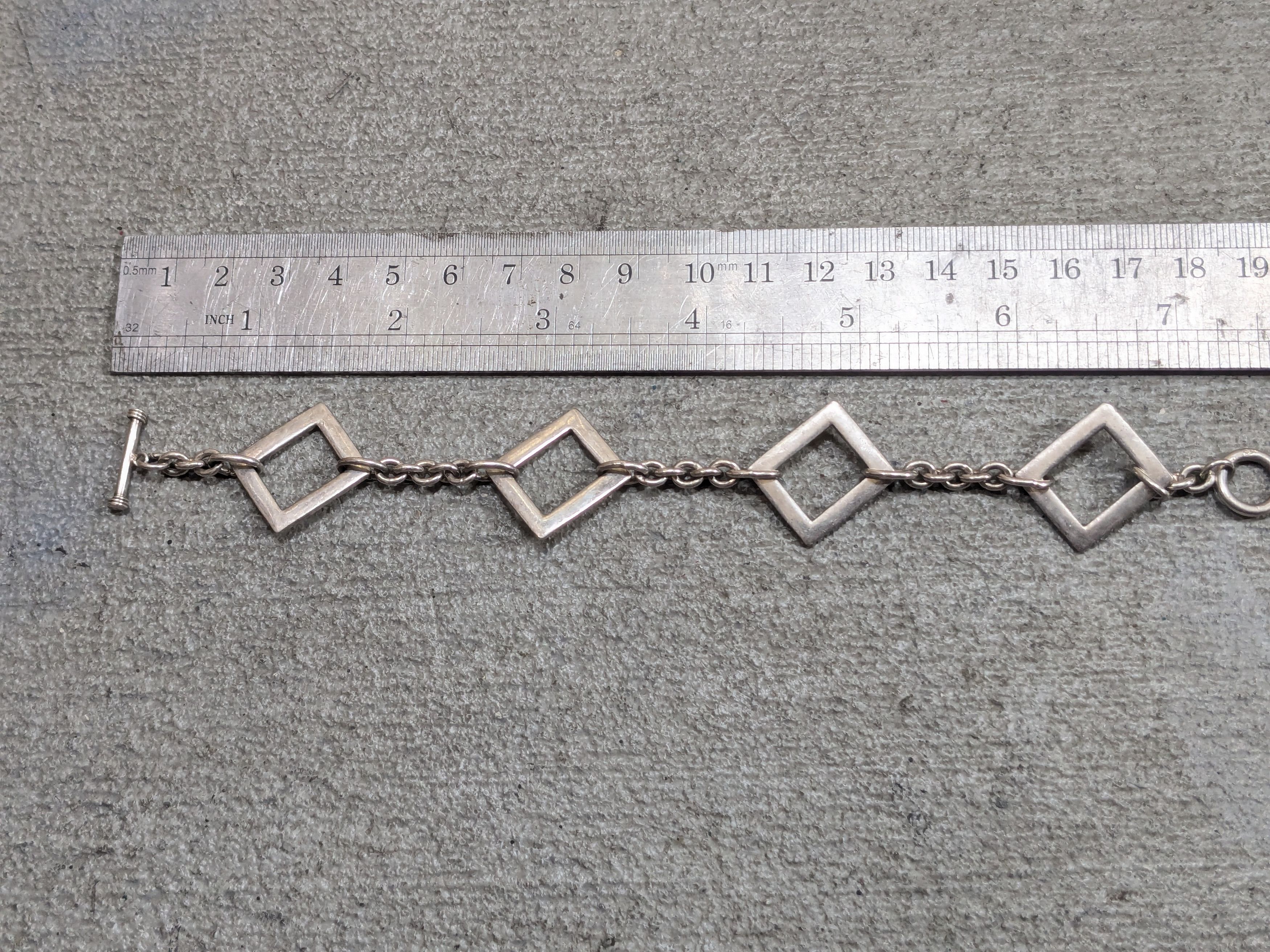 Sterling Silver Vintage Sterling Silver Bracelet Square Chain Size ONE SIZE - 11 Thumbnail