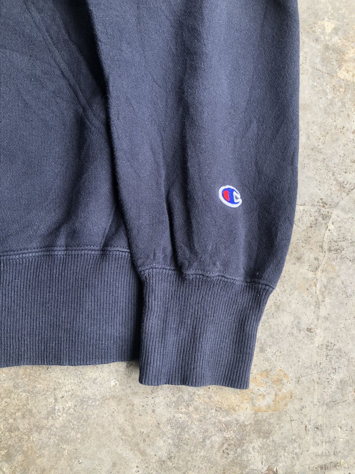 Champion × Vintage Vintage 90s Champion Small Embroidery Logo Zipper Sweater Size US M / EU 48-50 / 2 - 8 Thumbnail