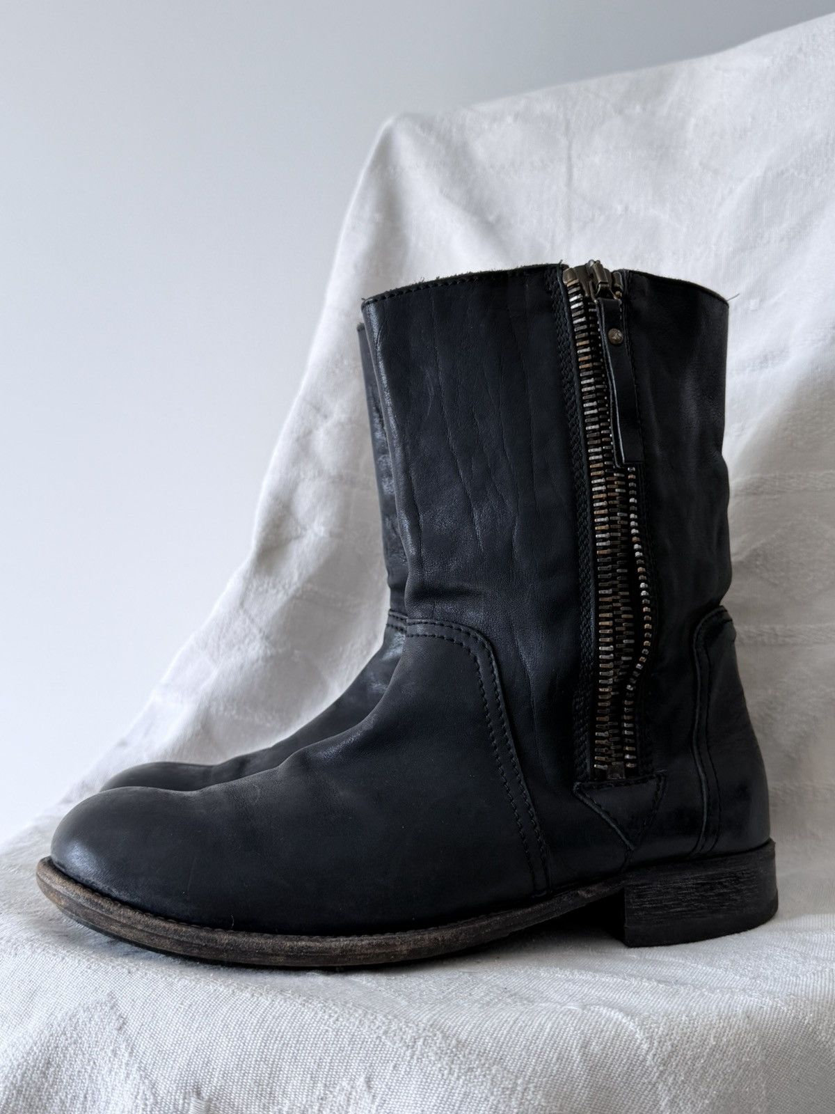 MoMA Avant Garde MoMA Zippers Leather Boots Size US 7 / EU 40 - 3 Thumbnail