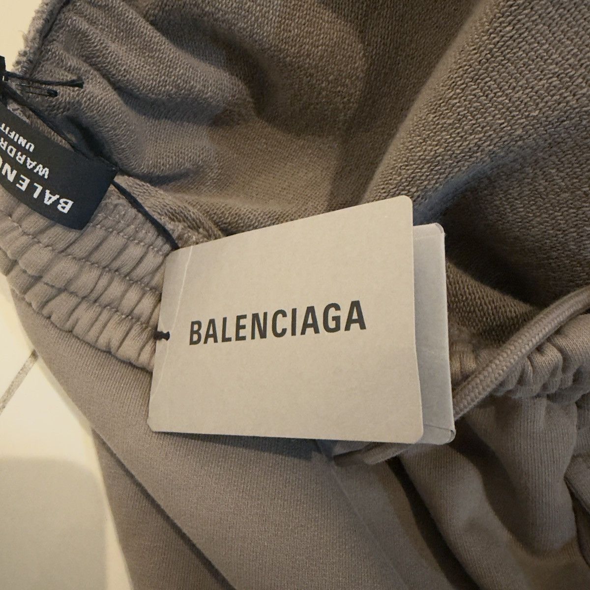 Balenciaga Balenciaga Sweat Shorts XXS 🚫READ DESCRIPTION Size US 34 / EU 50 - 10 Thumbnail