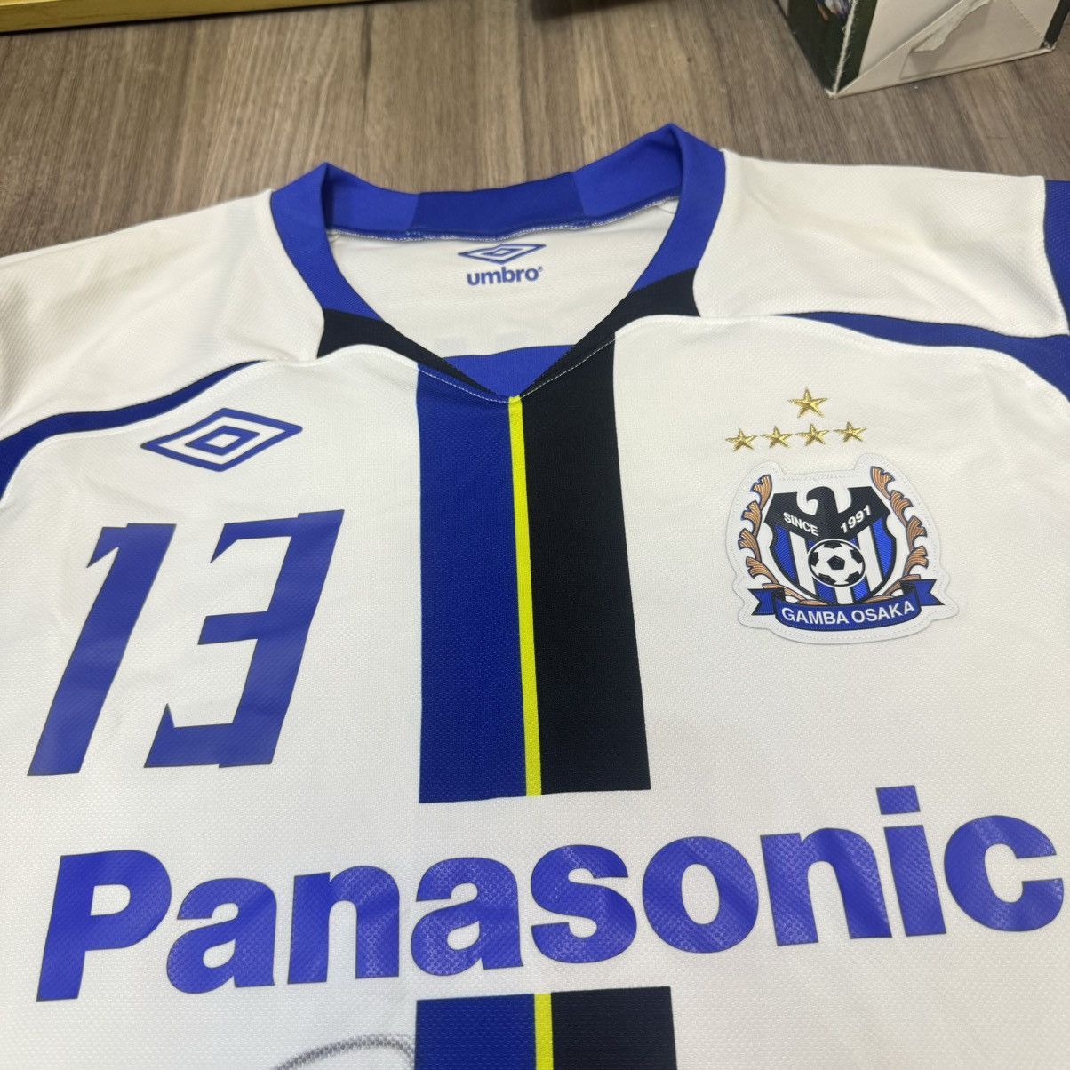 Umbro Osaka Gamba 11/12 Longsleeves away shirt #13 Terada Size US L / EU 52-54 / 3 - 4 Thumbnail