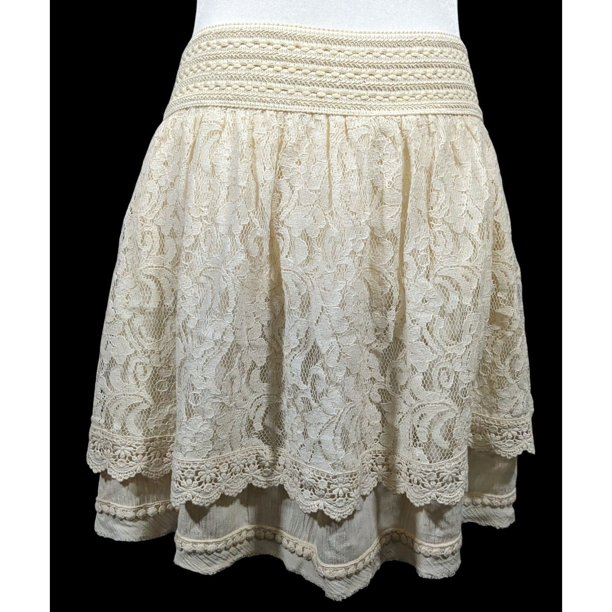 Miss Me Miss Me Cream Lace Layered Knee Length Skirt Size Large Size 30" / US 8 / IT 44 - 3 Thumbnail