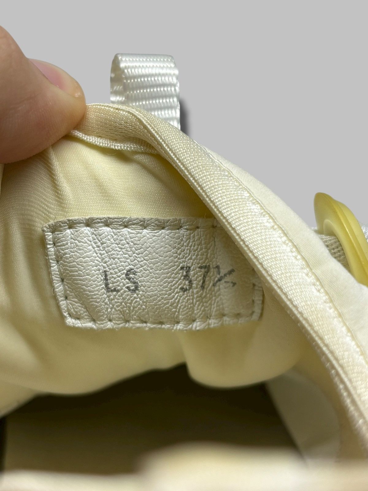 Dior Dior D-Connect White Leather Sneakers Size 37,5 Size US 7 / IT 37 - 13 Thumbnail