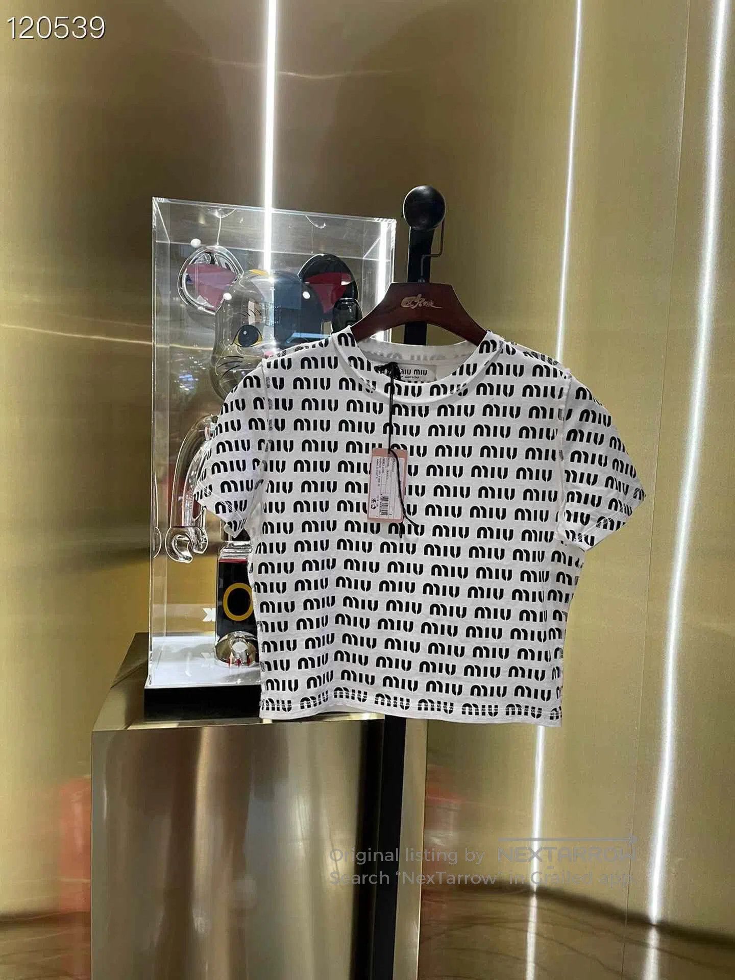 Miu Miu Miu Miu Logo Print Cotton Short. Size S / US 4 / IT 40 - 1 Thumbnail