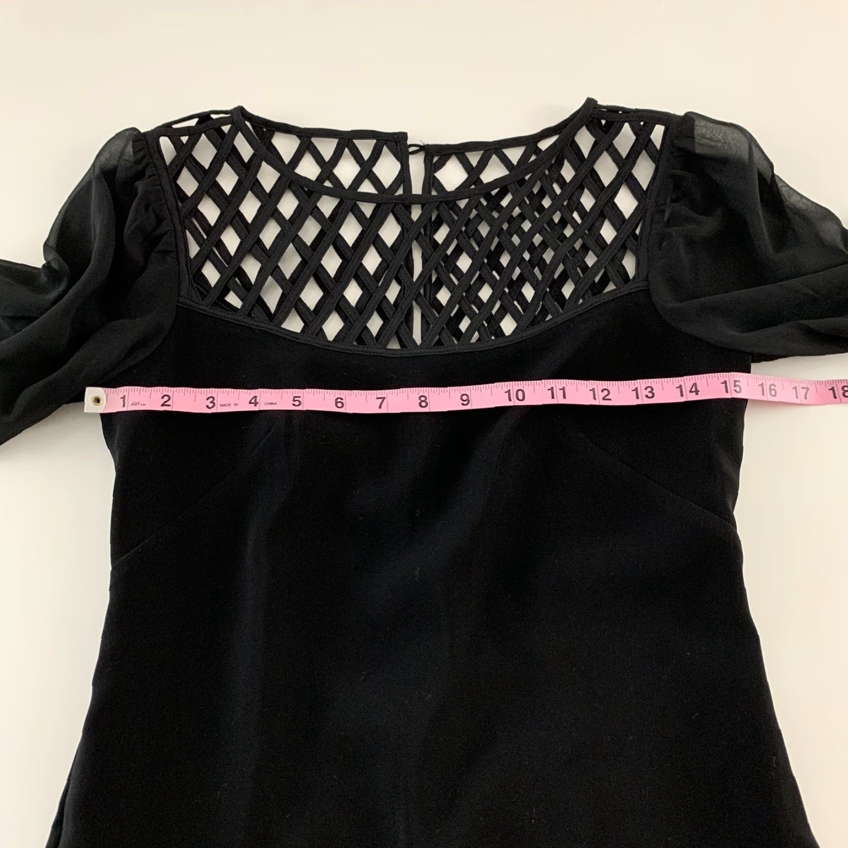 White House Black Market VINTAGE White House Black Market Sheer Sleeve Pencil Dress Women's Size 00 Black Long Sleeve Knee Length Lizzie? Size XXS / US 00 / IT 34 - 4 Thumbnail