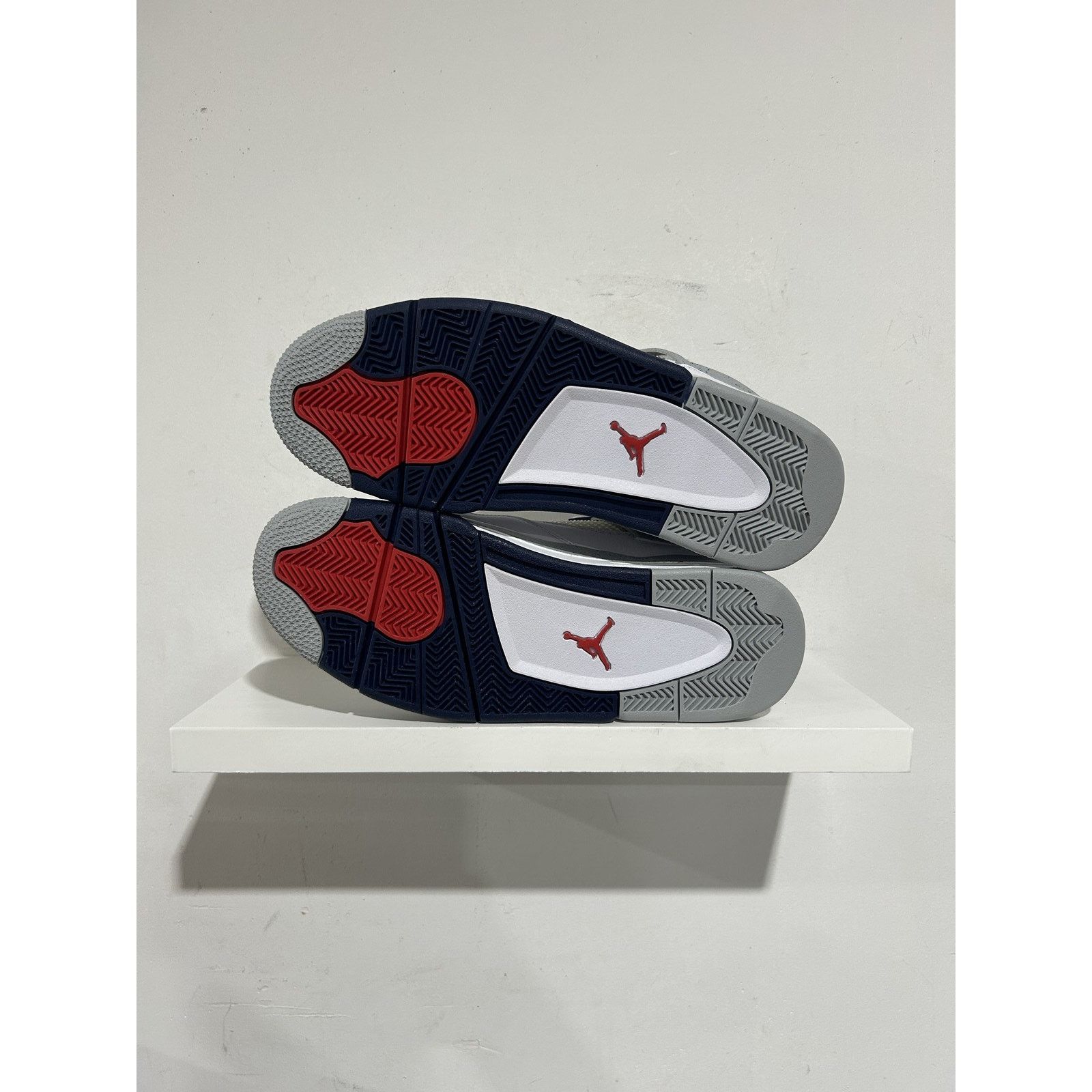 JORDAN 4 MIDNIGHT NAVY SIZE 11 NEW