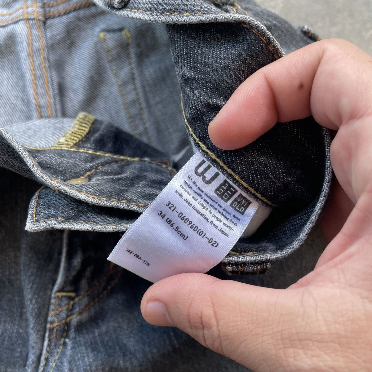 Japanese Brand Vintage Japanese UJ 002 Black Faded Denim Jeans Pants W34 Size US 34 / EU 50 - 7 Thumbnail