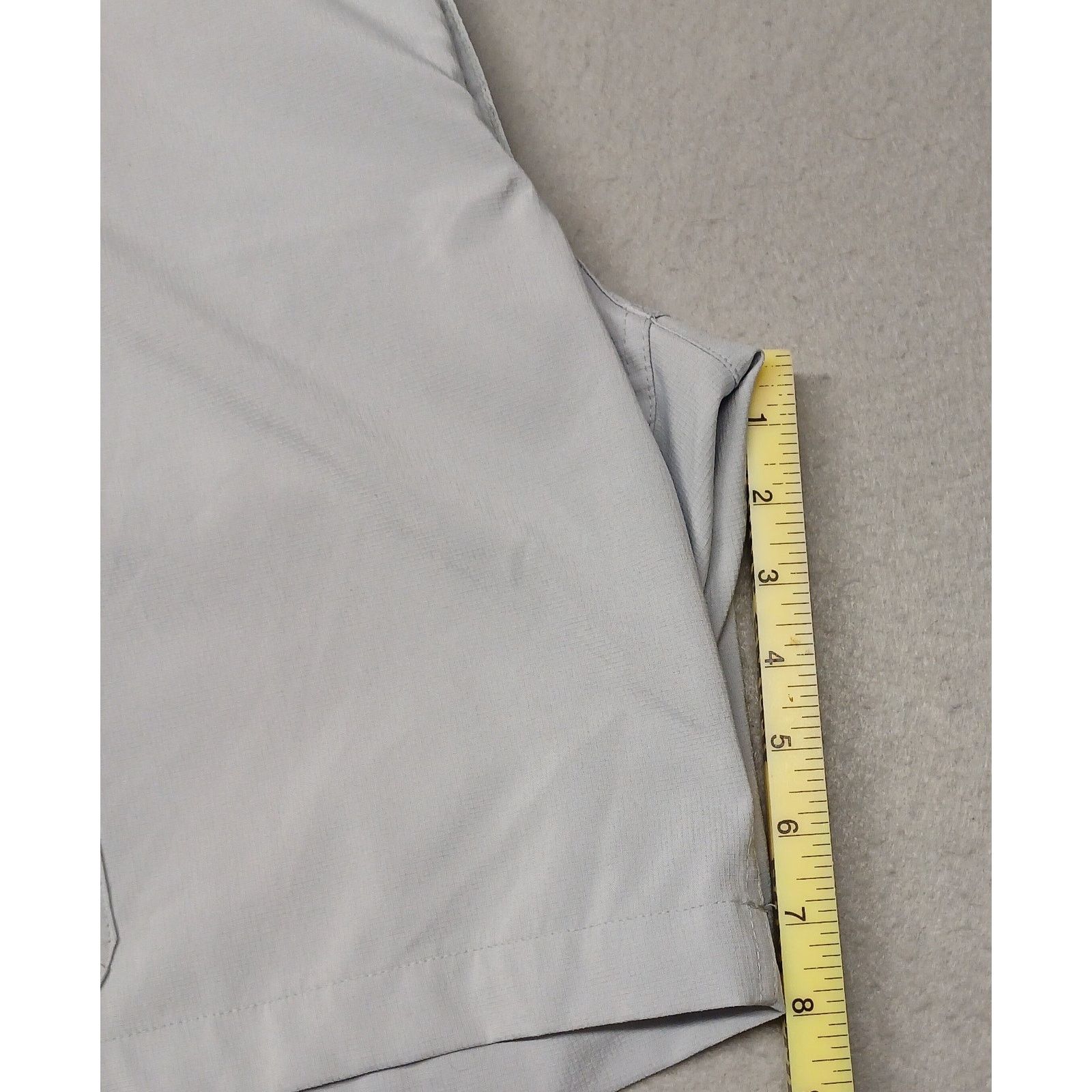 Roundtree & Yorke Roundtree & Yorke (36) Gray Perfromance Dri-Fit Cargo Shorts Size US 36 / EU 52 - 4 Thumbnail